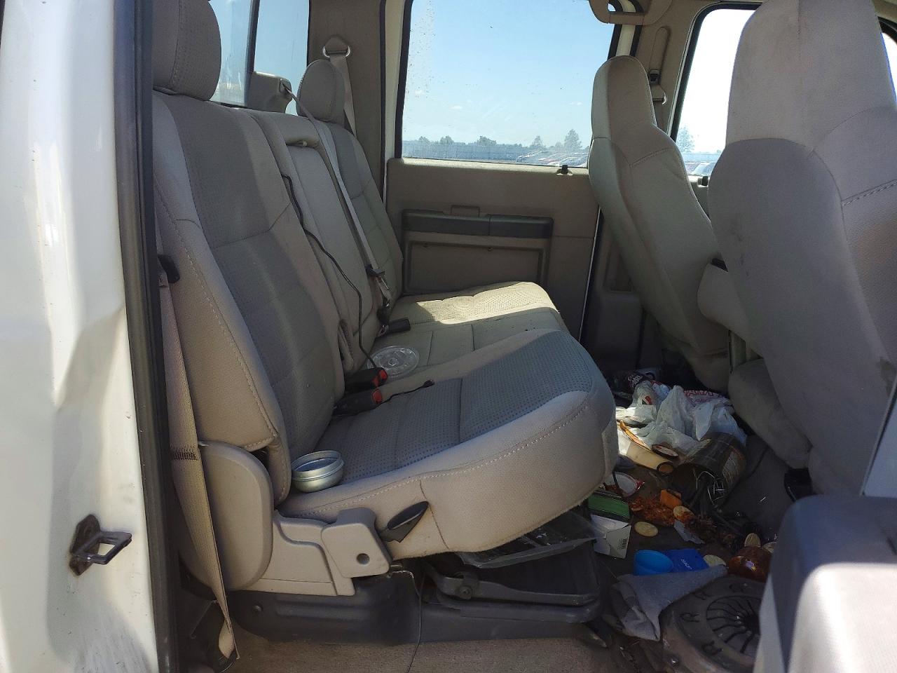 2008 Ford F250 Super Duty Белый vin: 1FTSW21R68EA38492