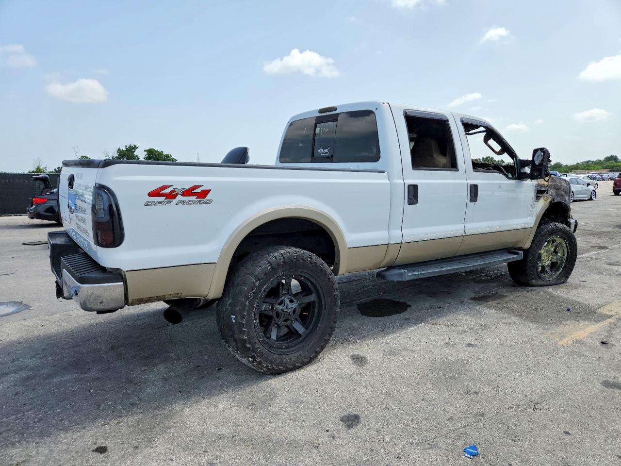 2008 Ford F250 Super Duty White vin: 1FTSW21R68EB65971