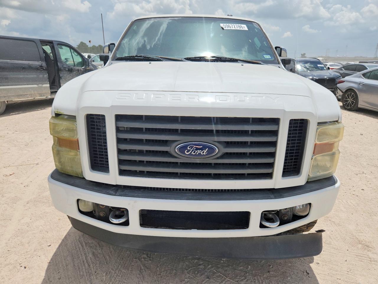 2009 Ford F250 Super Duty White vin: 1FTSW21R79EB26145