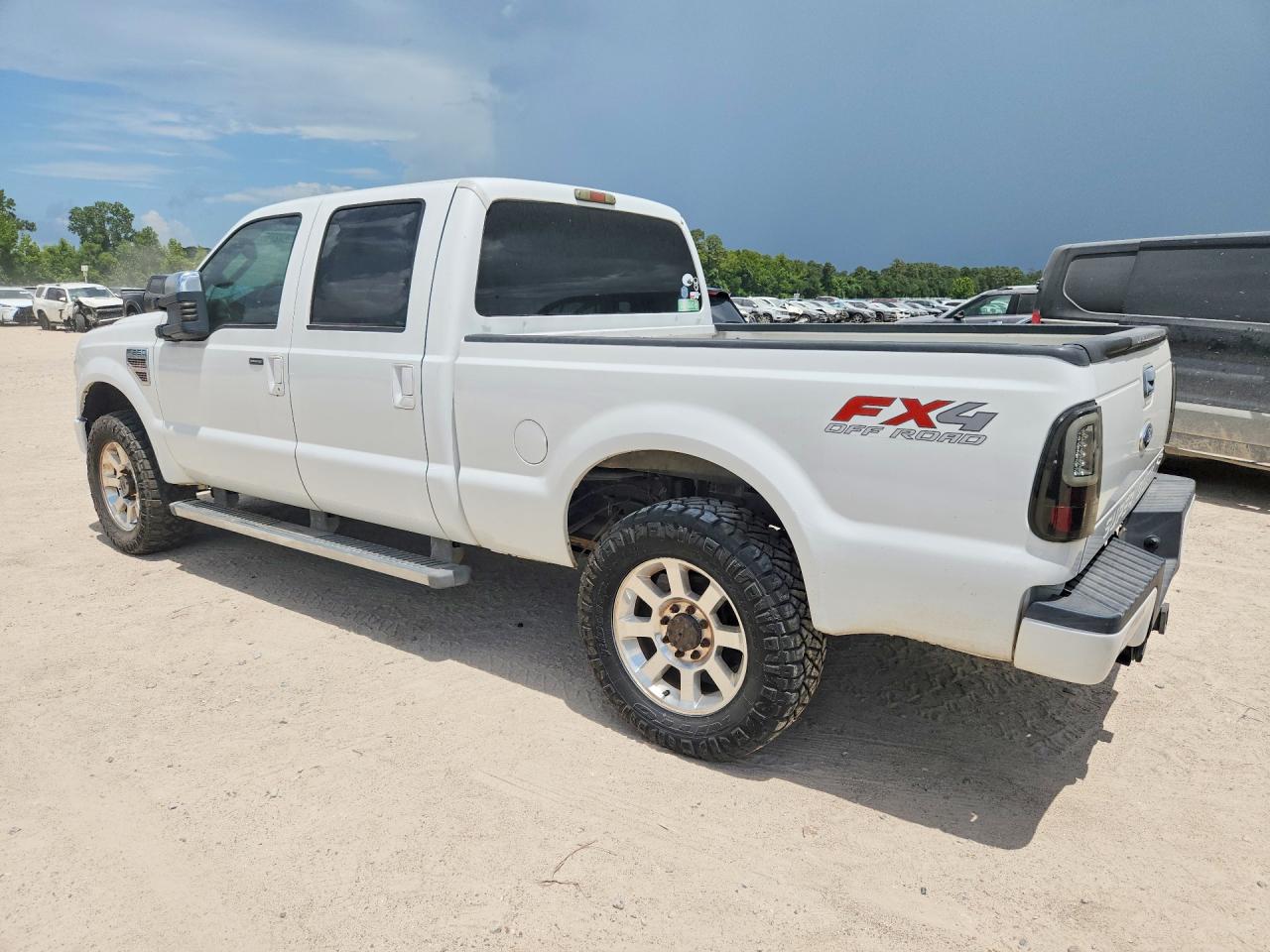 2009 Ford F250 Super Duty White vin: 1FTSW21R79EB26145