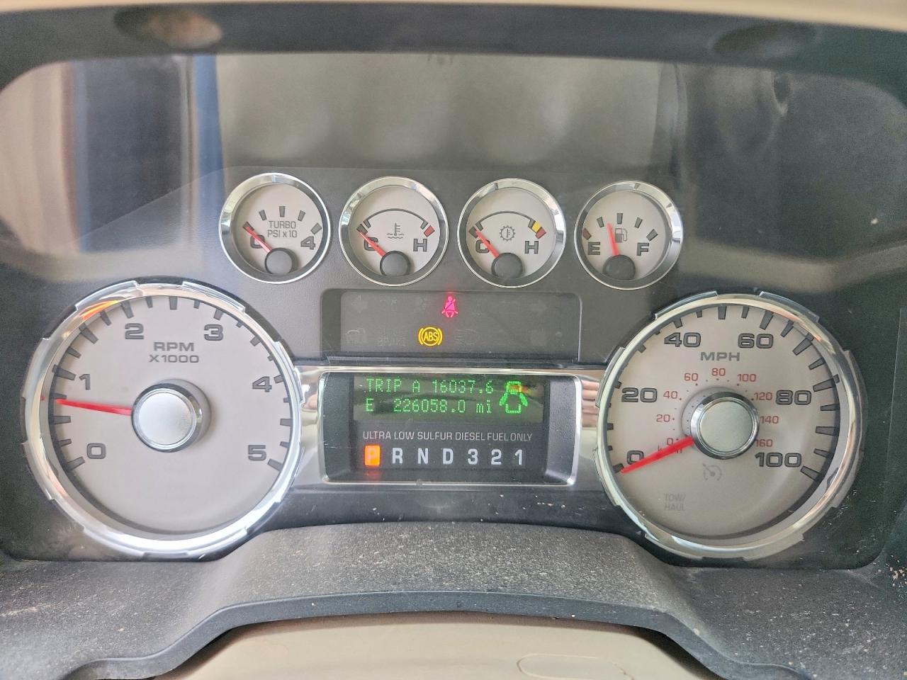 2009 Ford F250 Super Duty White vin: 1FTSW21R89EB01433