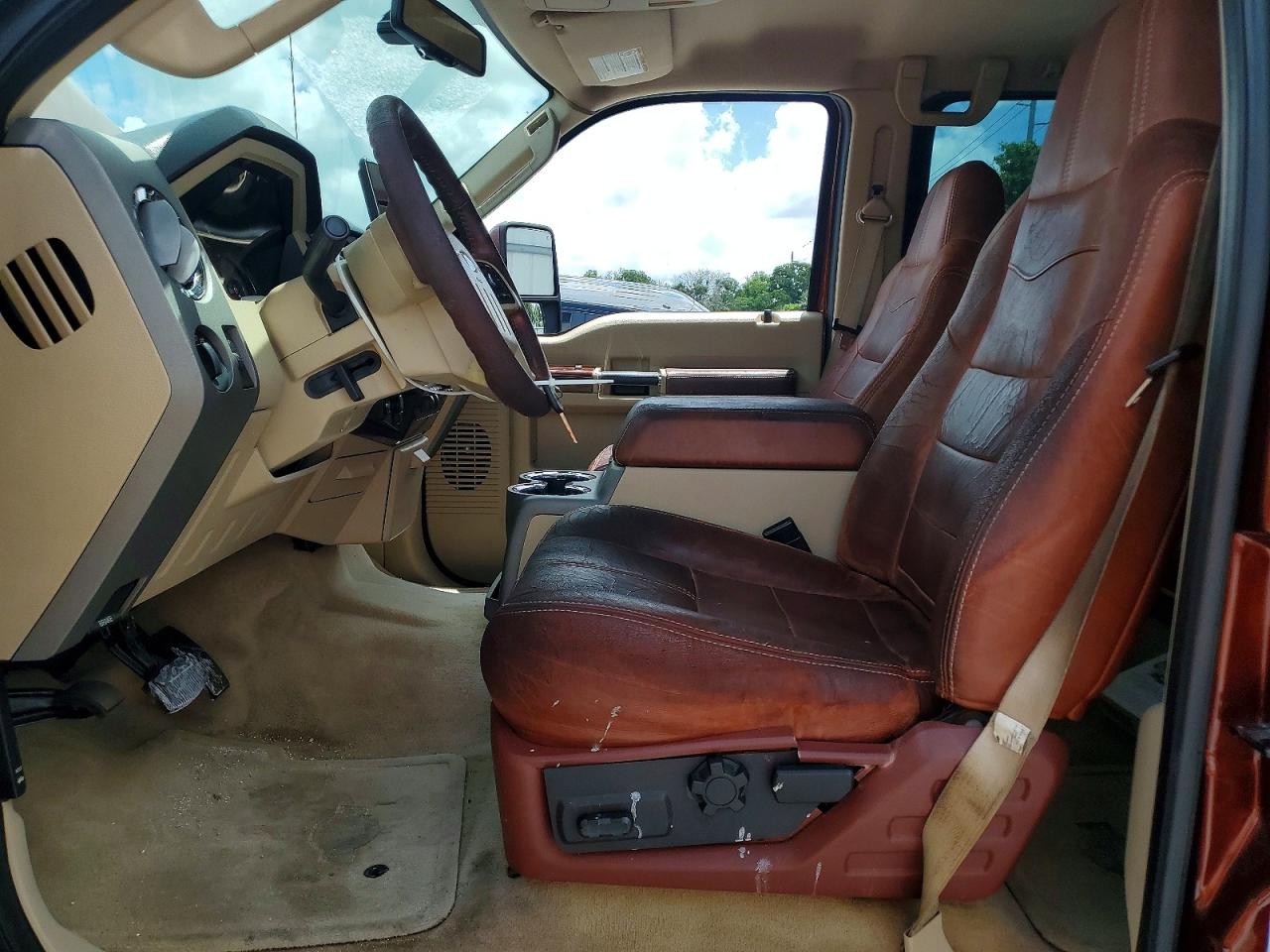 2008 Ford F250 Super Duty Maroon vin: 1FTSW21R98EA06703