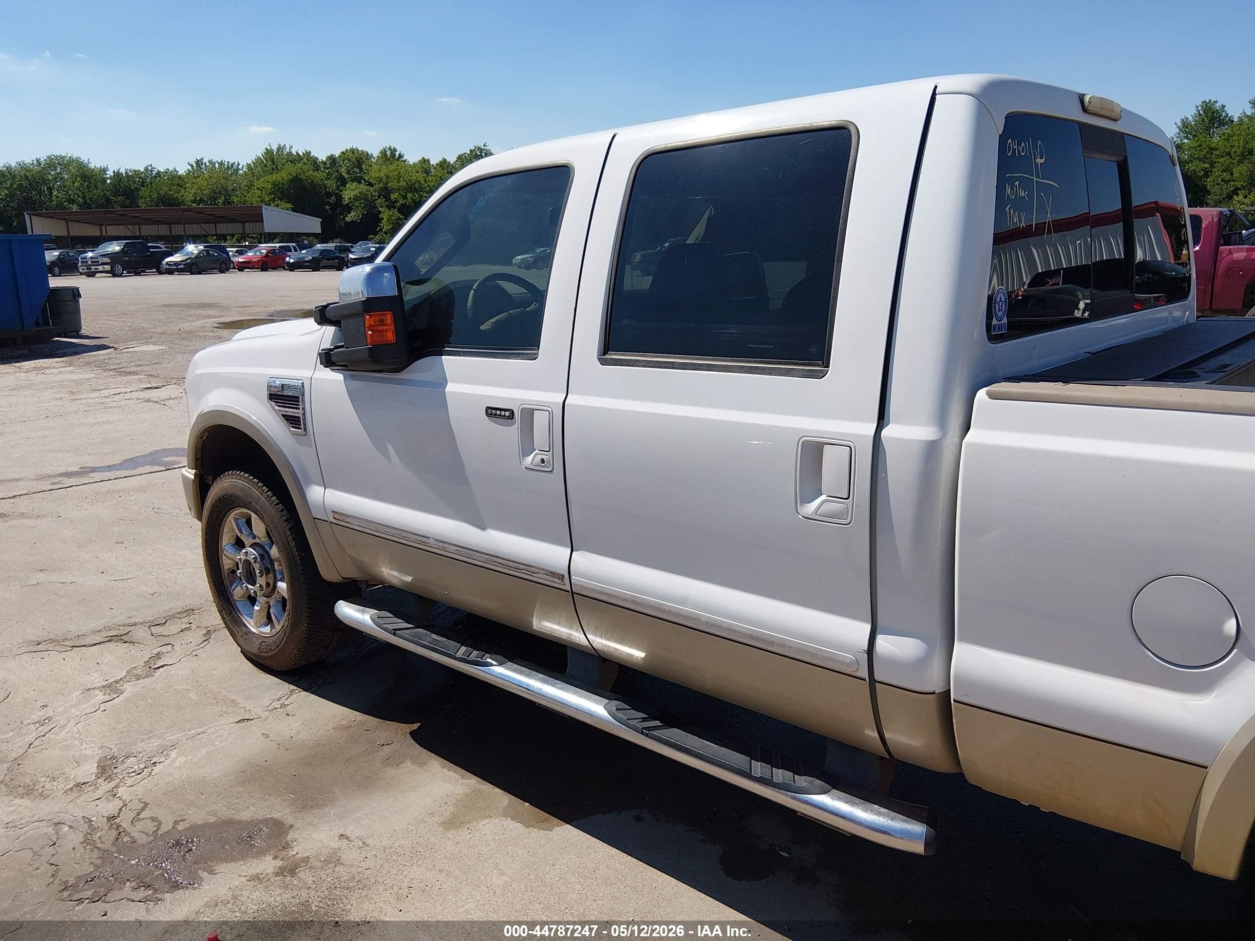 2008 Ford F-250 Fx4/harley-davidson/king Ranch/lariat/xl/xlt White vin: 1FTSW21R98EC35690