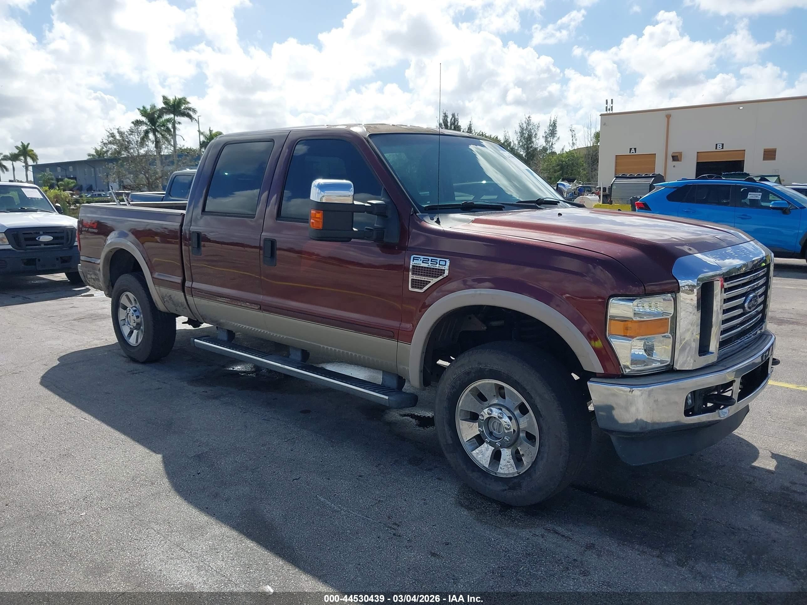 2009 Ford F250   Maroon vin: 1FTSW21R99EB17849