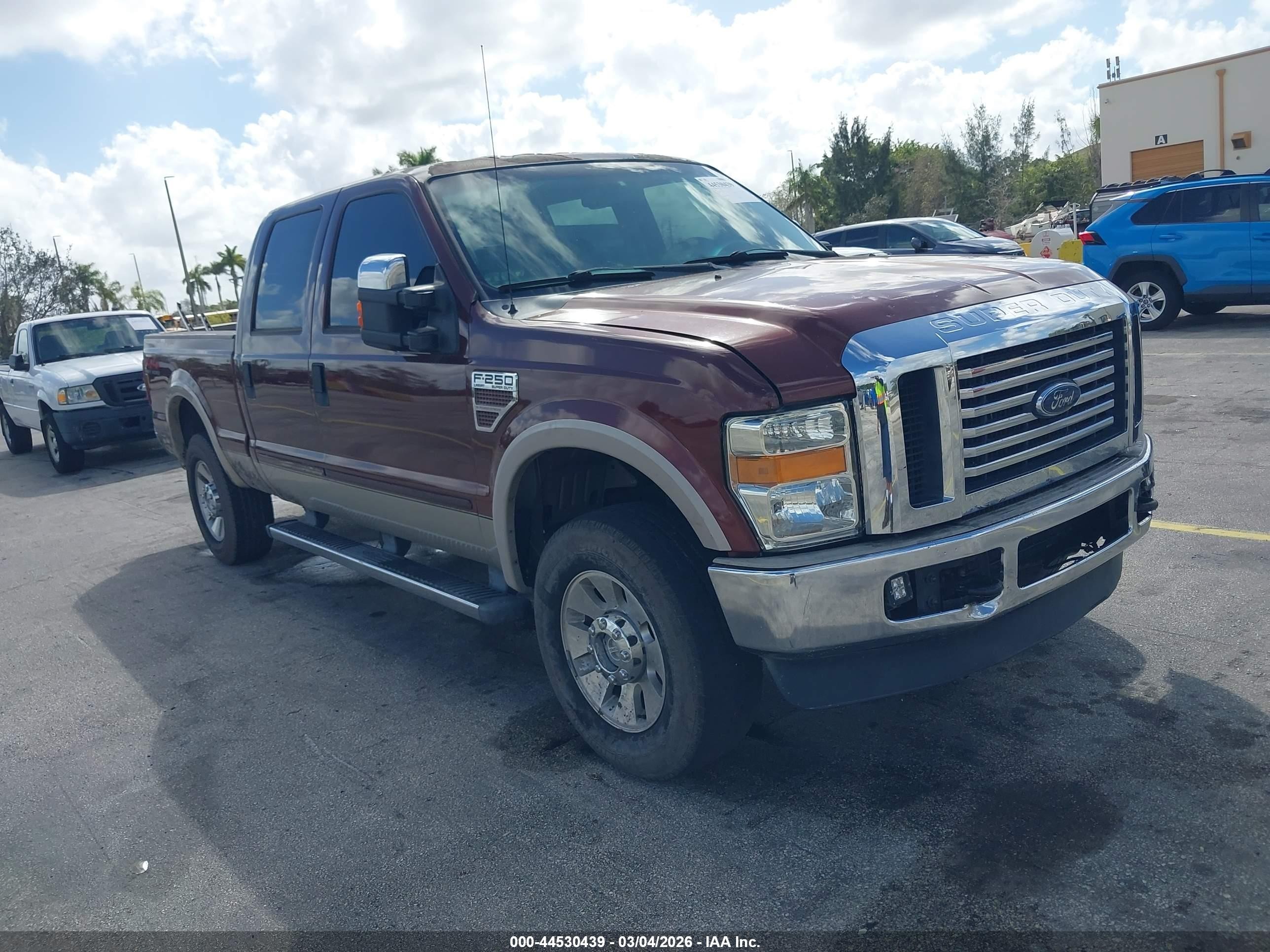 2009 Ford F250   Maroon vin: 1FTSW21R99EB17849
