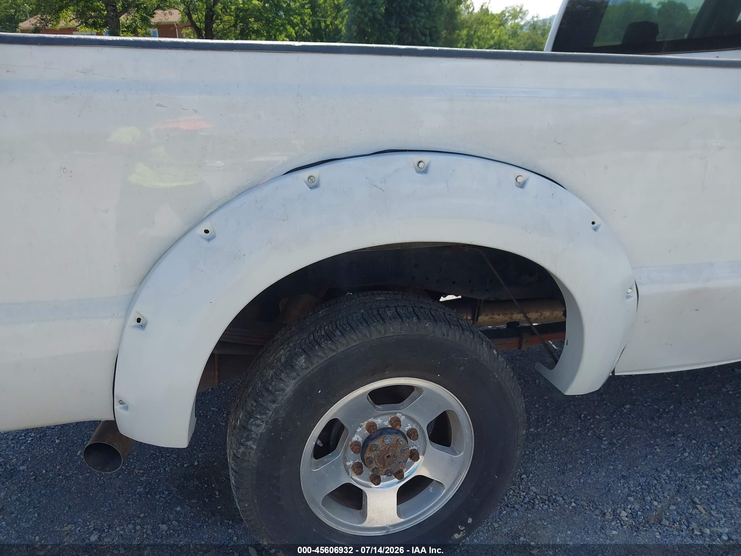 2008 Ford Super Duty F-250 Srw Fx4/harley-davidson/king Ranch/lariat/xl/xlt White vin: 1FTSW21RX8EB03389