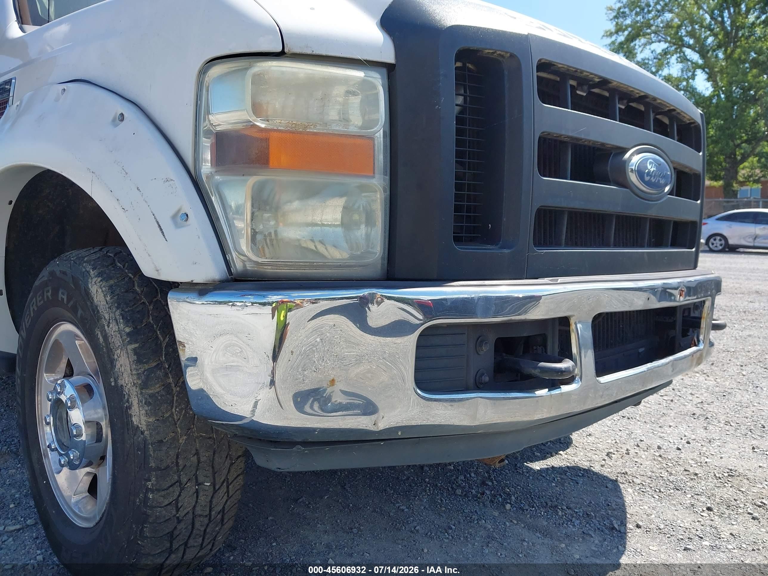 2008 Ford Super Duty F-250 Srw Fx4/harley-davidson/king Ranch/lariat/xl/xlt White vin: 1FTSW21RX8EB03389