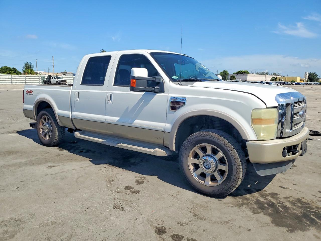 2008 Ford F250 Super Duty Белый vin: 1FTSW21RX8EC72926