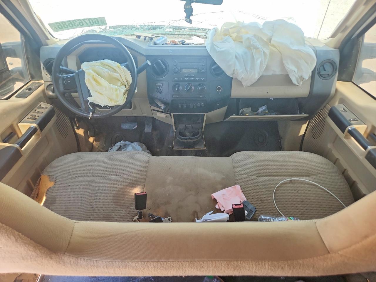 2008 Ford F250 Super Duty White vin: 1FTSW21Y08ED05178