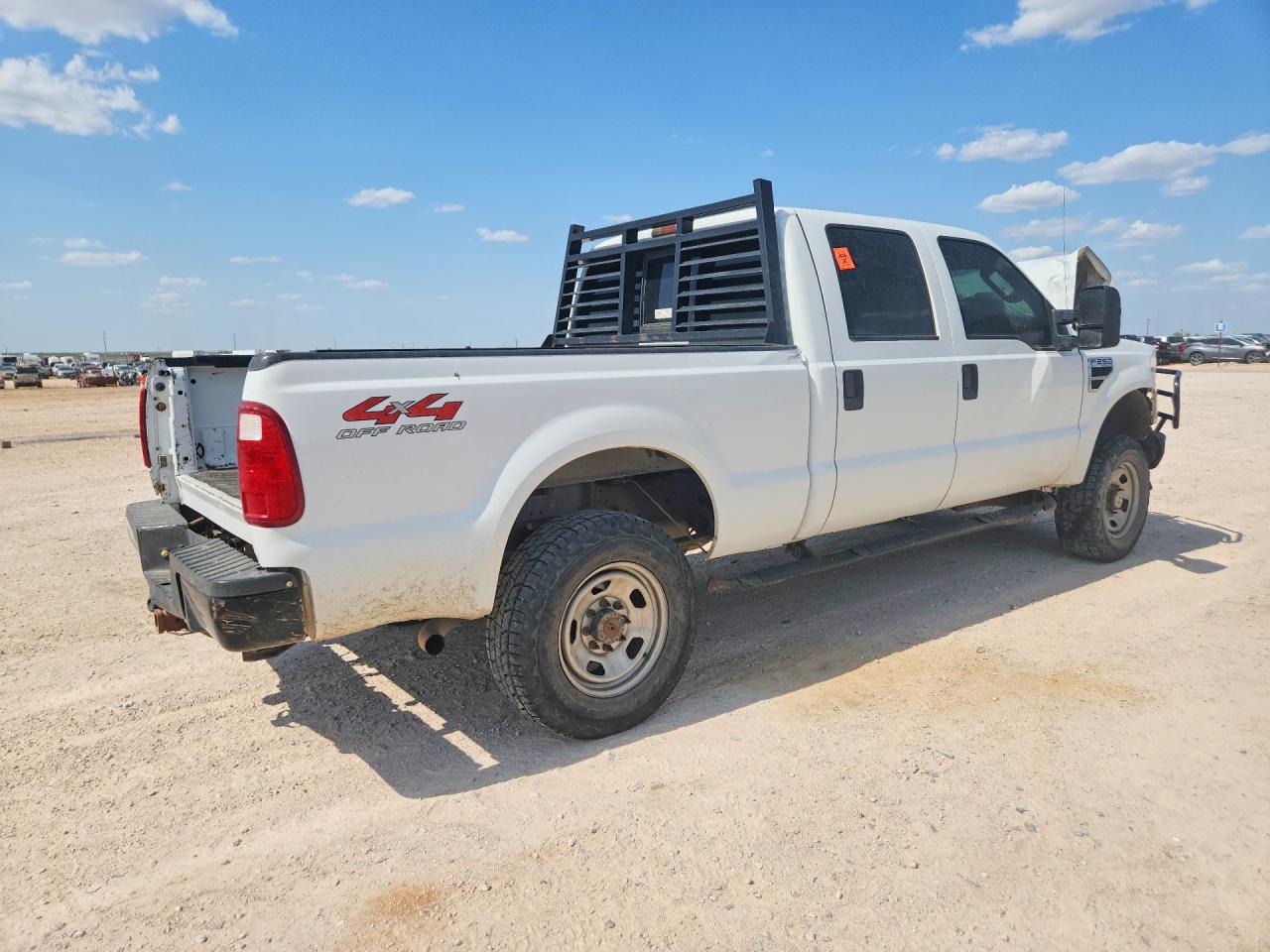 2008 Ford F250 Super Duty White vin: 1FTSW21Y08ED05178