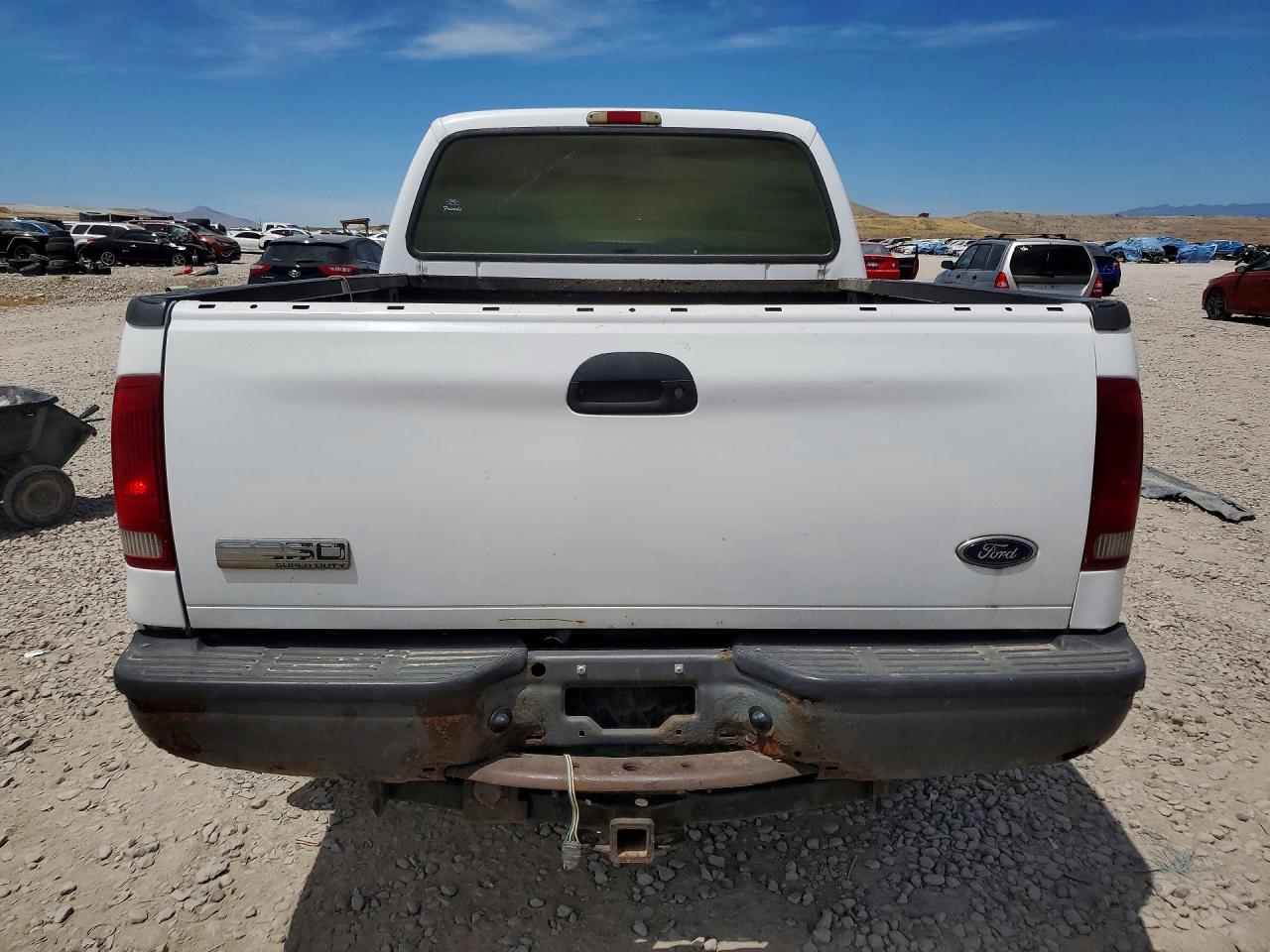 2006 Ford F250 Super Duty White vin: 1FTSW21Y66EB93077