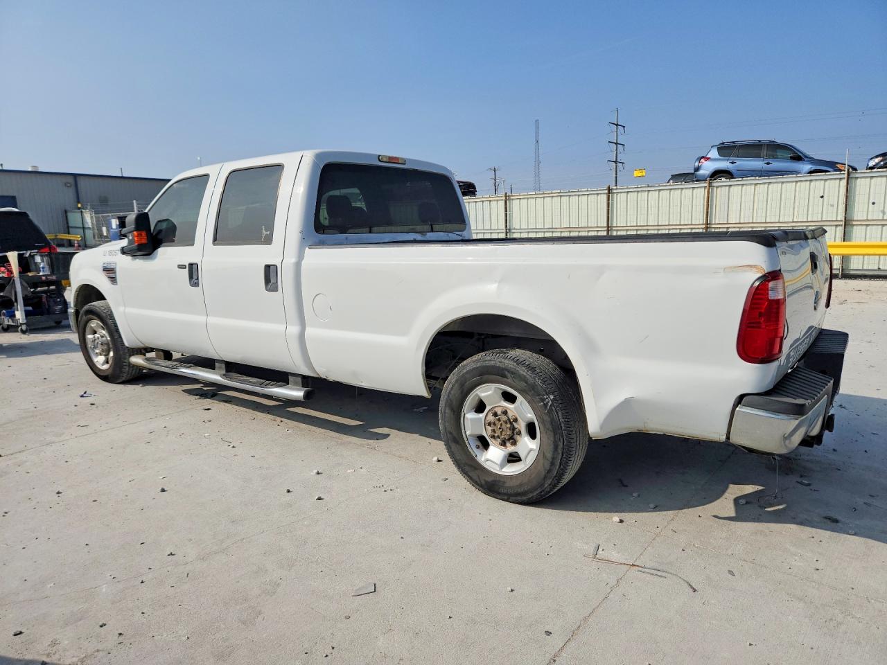 2010 Ford F250 White vin: 1FTSW2AR5AEA51790