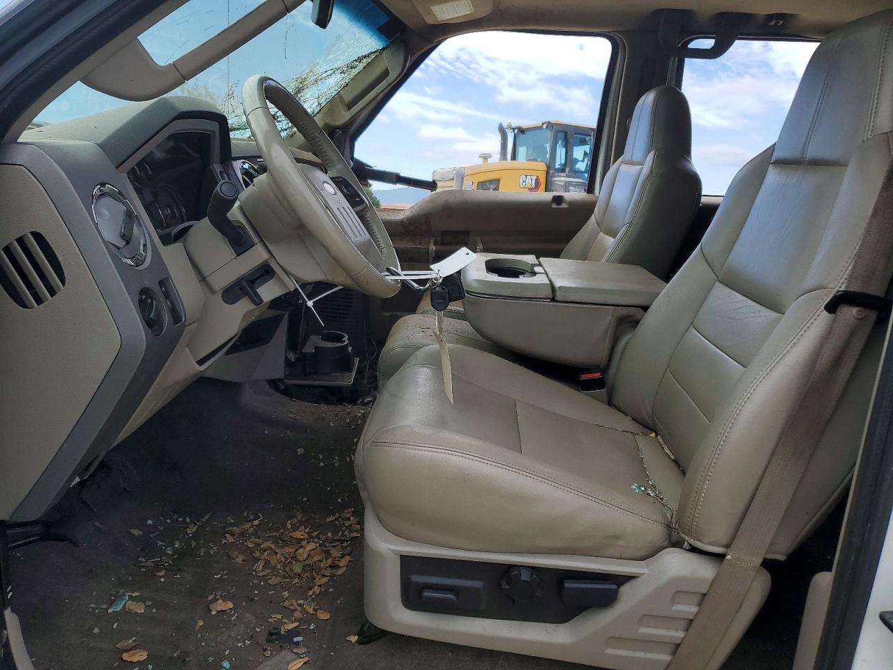 2010 Ford F250 Super Duty White vin: 1FTSW2BR1AEA04092