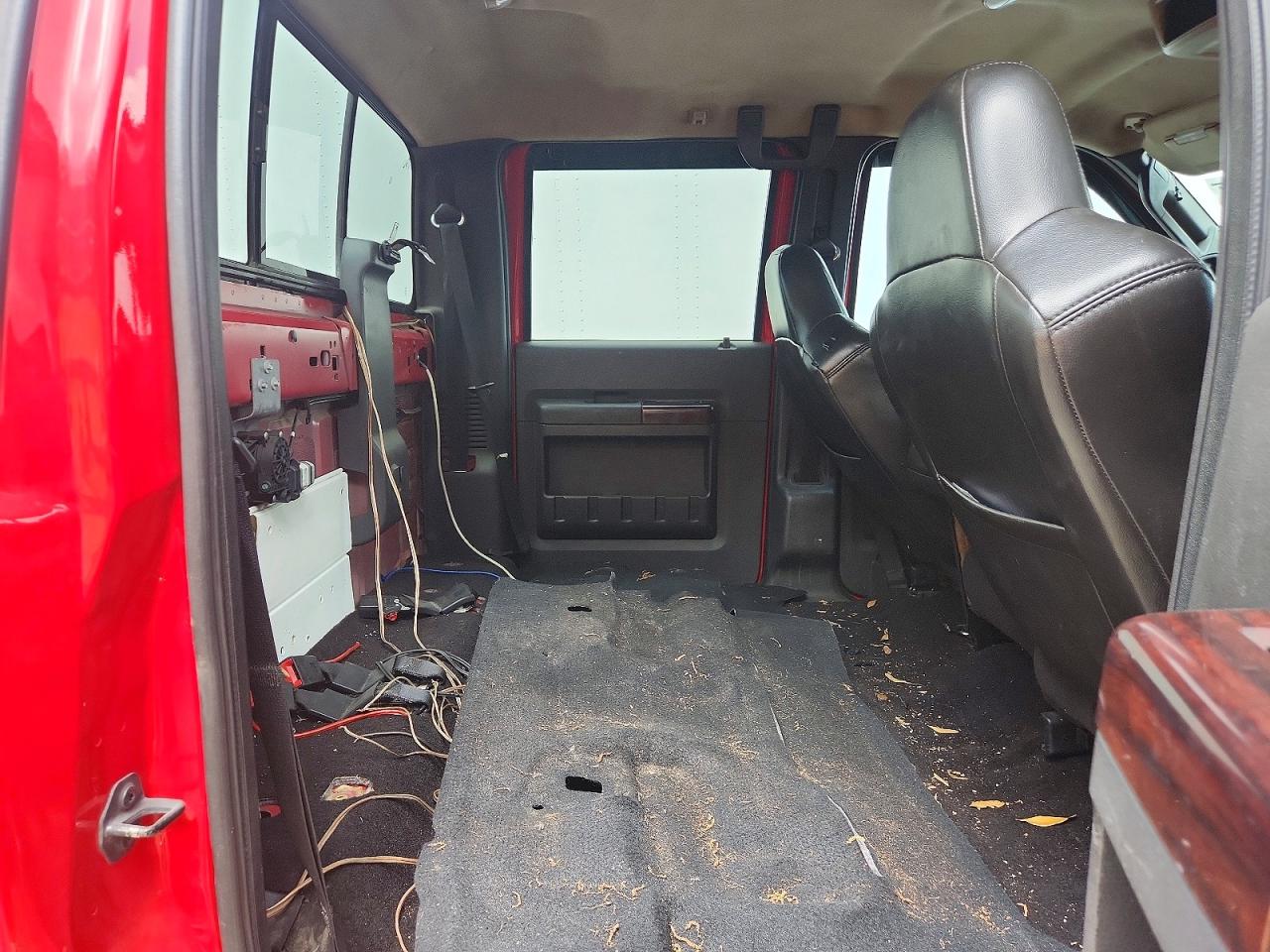 2010 Ford F250 Super Duty Red vin: 1FTSW2BR1AEB02636