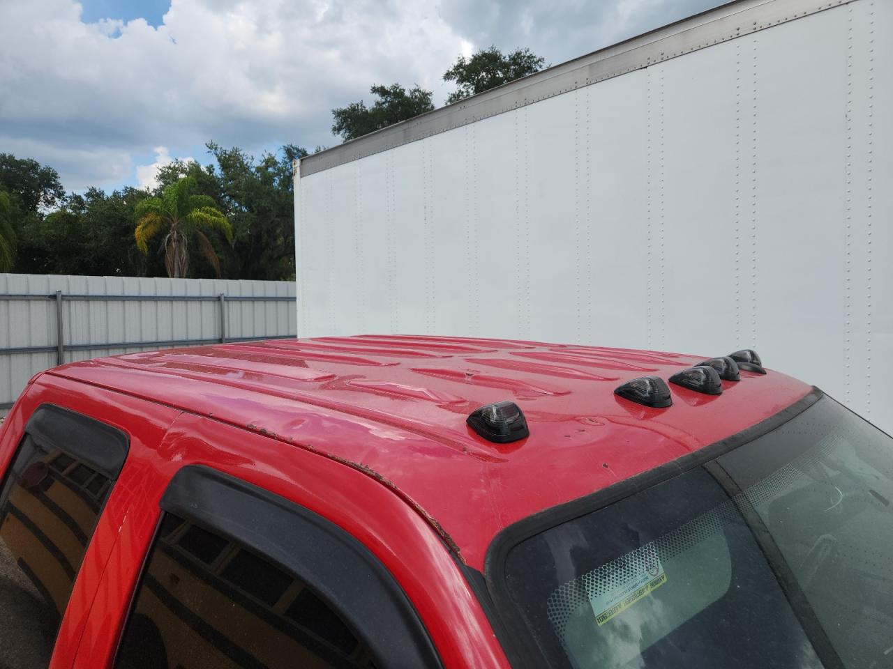 2010 Ford F250 Super Duty Red vin: 1FTSW2BR1AEB02636 Damage: Roof, Dent(S) W/ Paint Dmg, > 12 Inches