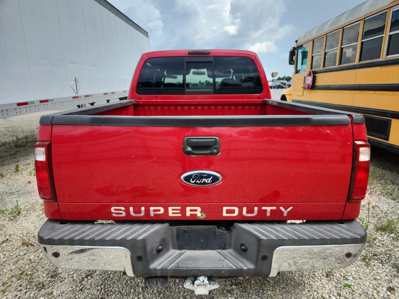 2010 Ford F250 Super Duty Red vin: 1FTSW2BR1AEB02636 Damage: Tailgate, Multiple Dents/Paint Damage, 3