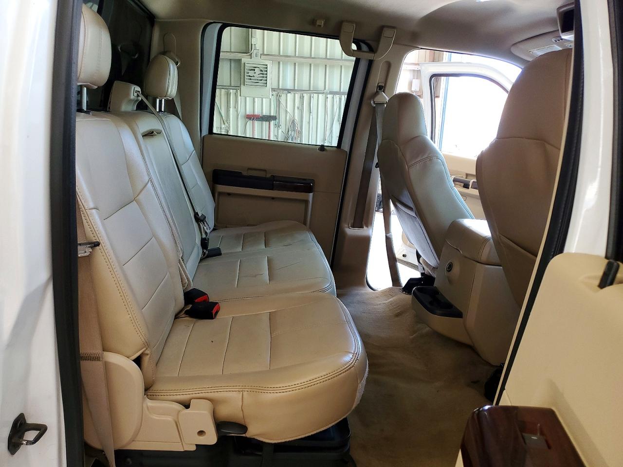 2010 Ford F250 Super Duty White vin: 1FTSW2BR4AEA26538