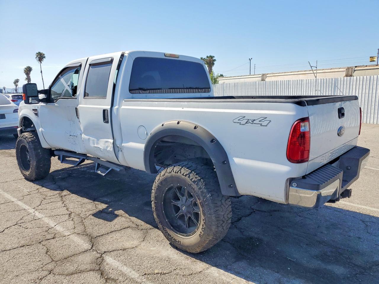 2010 Ford F250 White vin: 1FTSW2BR5AEA16892
