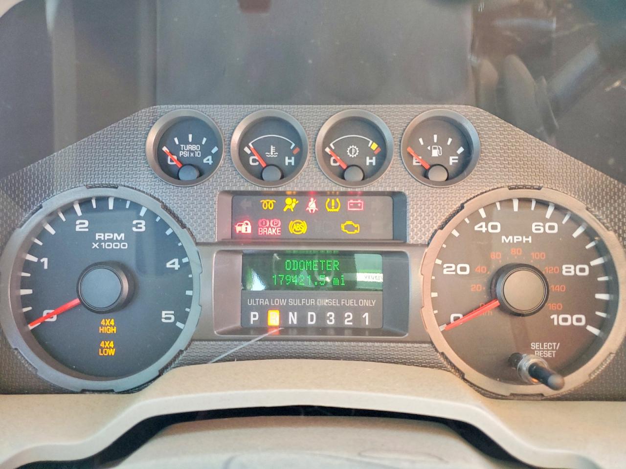 2010 Ford F250 White vin: 1FTSW2BR5AEA16892