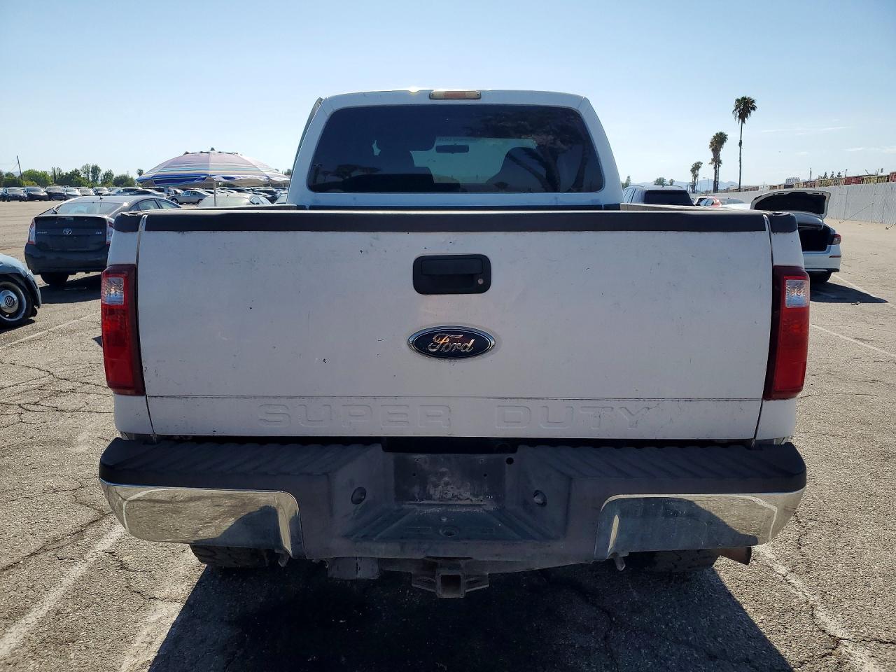 2010 Ford F250 White vin: 1FTSW2BR5AEA16892
