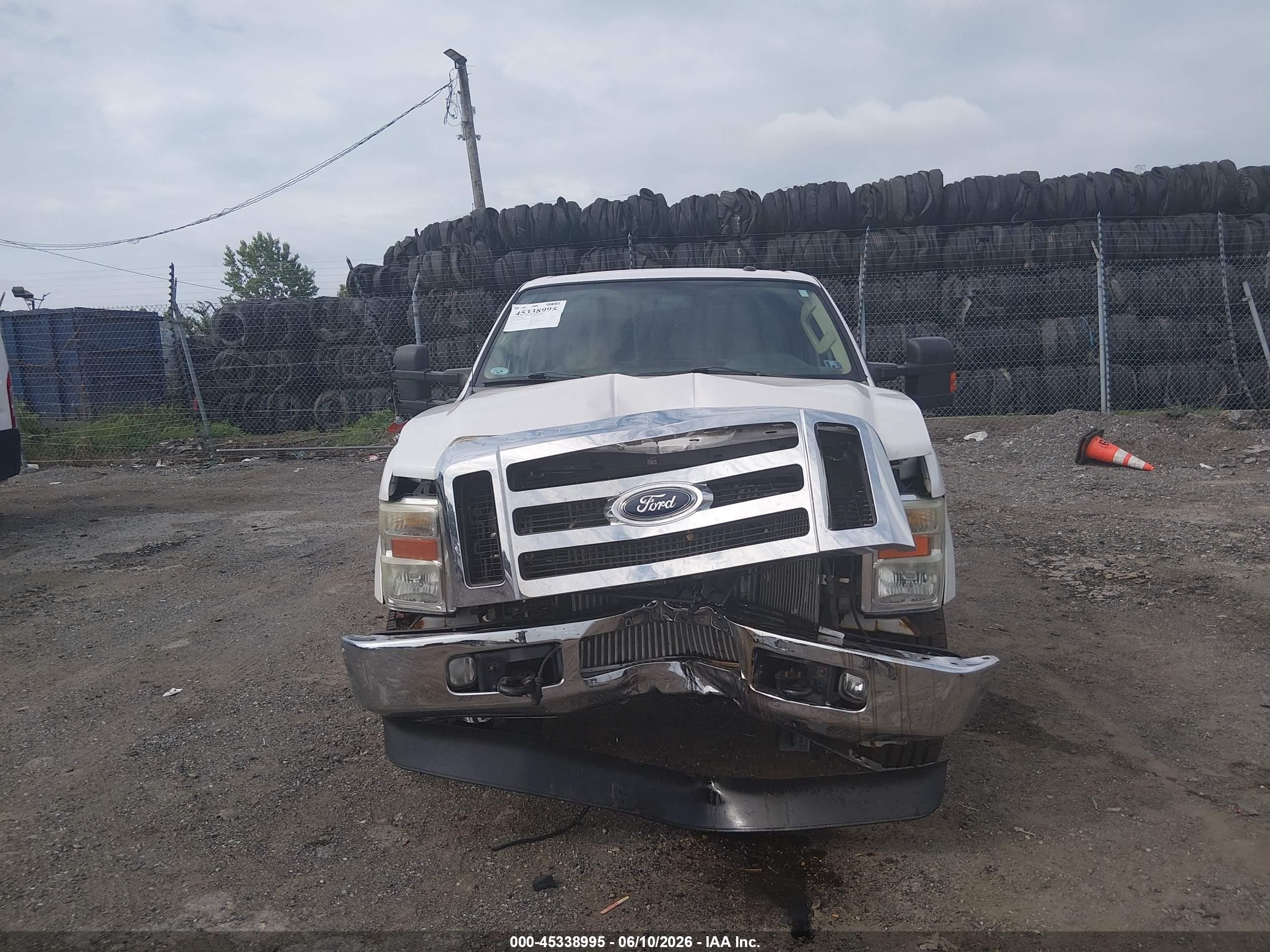 2010 Ford Super Duty F-250 Srw Cabelas/harley-davidson/king Ranch/lariat/xl/xlt White vin: 1FTSW2BR6AEB07024