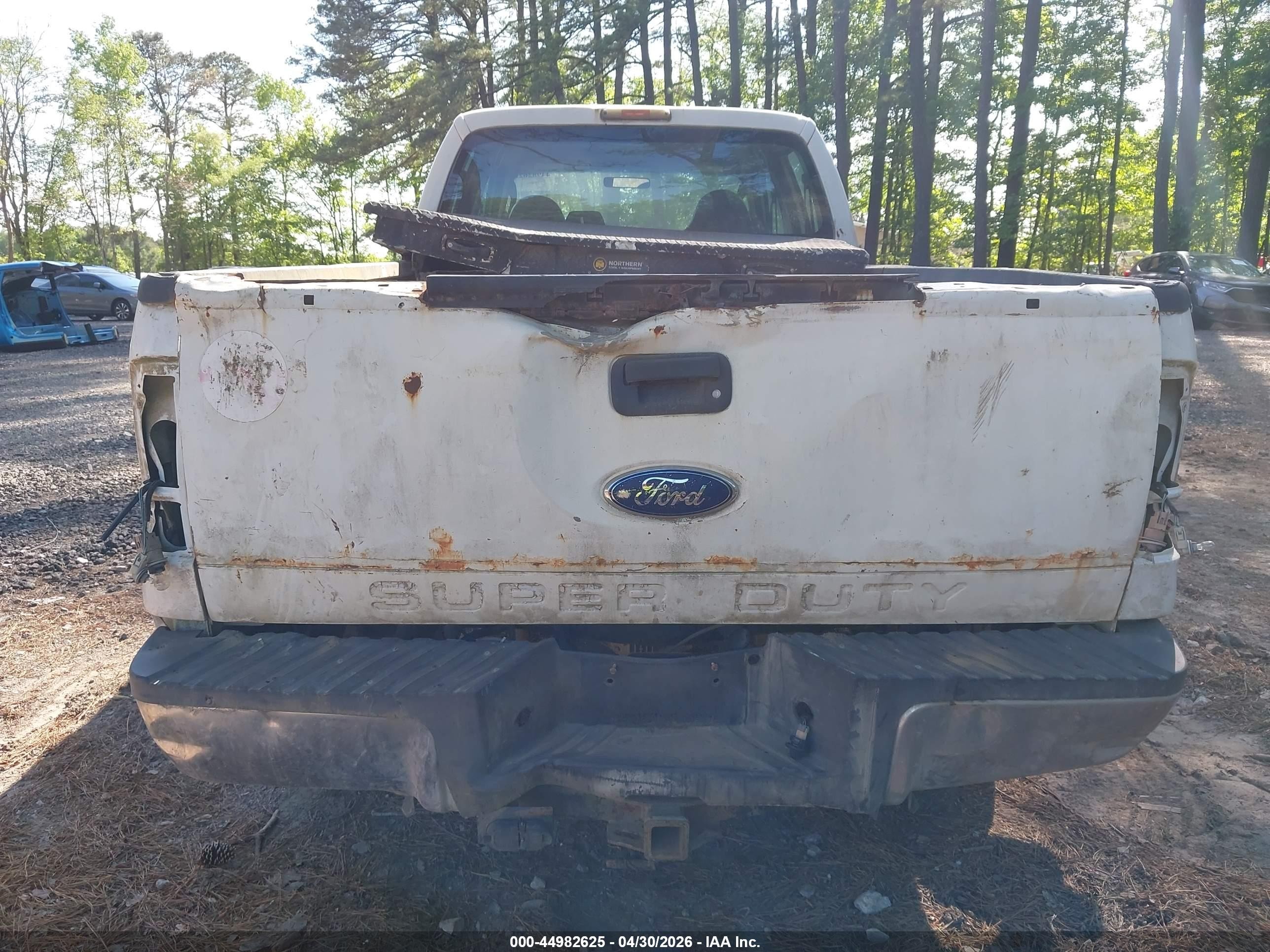 2010 Ford F-250 Xl White vin: 1FTSW2BR6AEB32036