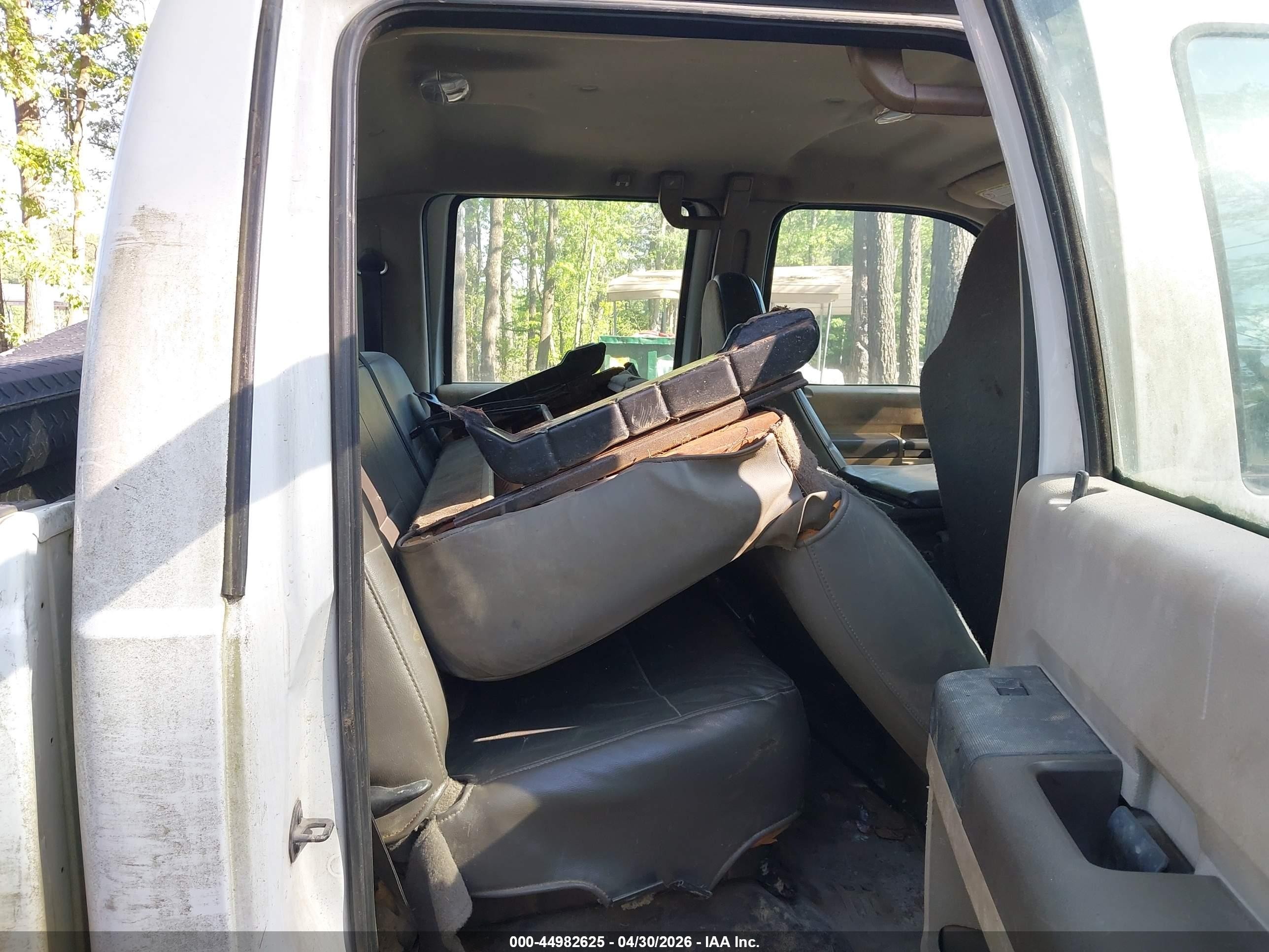 2010 Ford F-250 Xl White vin: 1FTSW2BR6AEB32036
