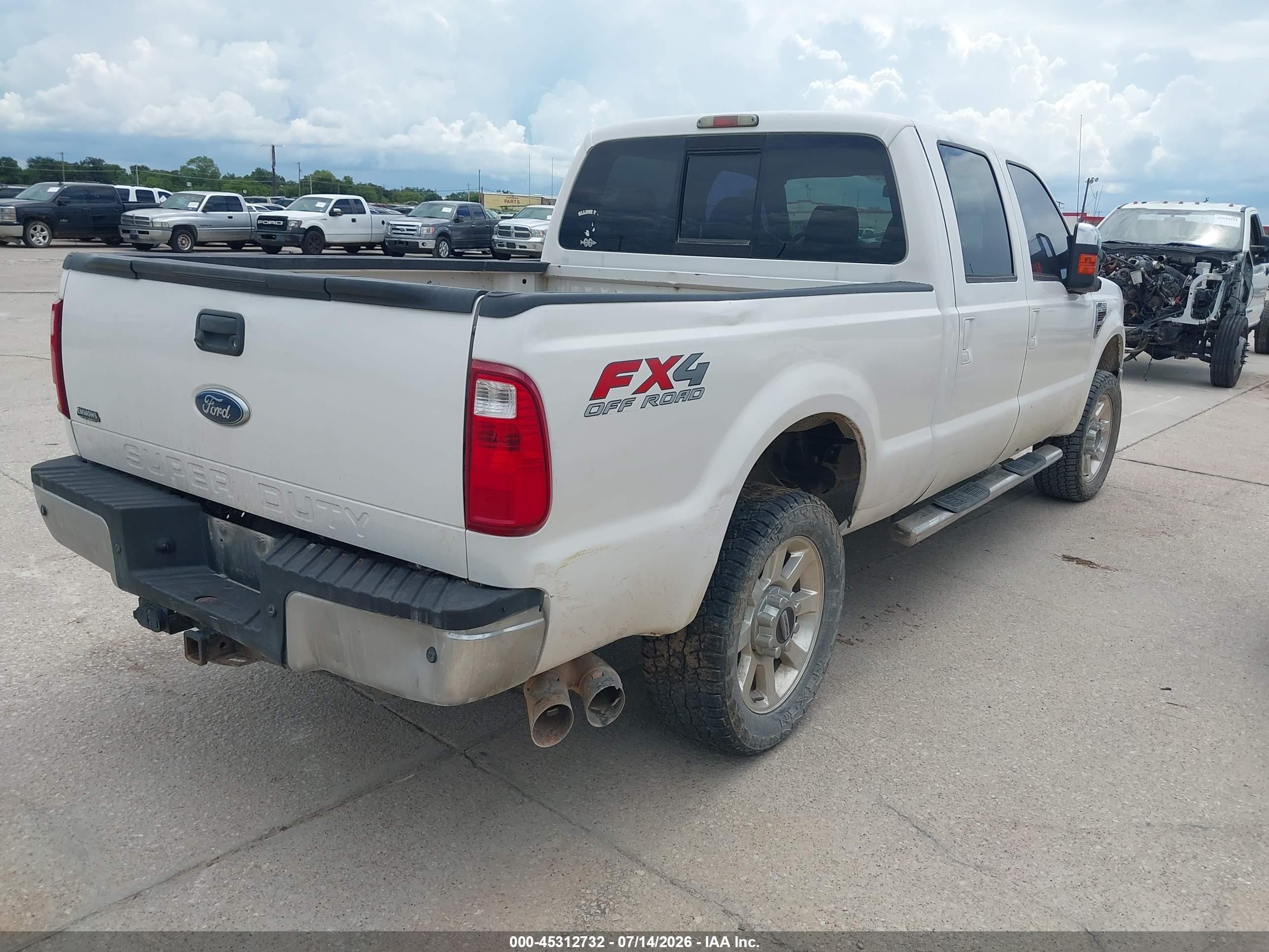 2010 Ford Super Duty F-250 Srw Lariat Белый vin: 1FTSW2BR7AEB15603