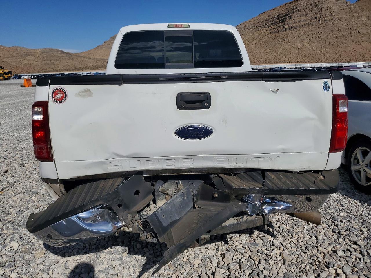 2010 Ford F250 Super Duty White vin: 1FTSW2BR8AEA03635