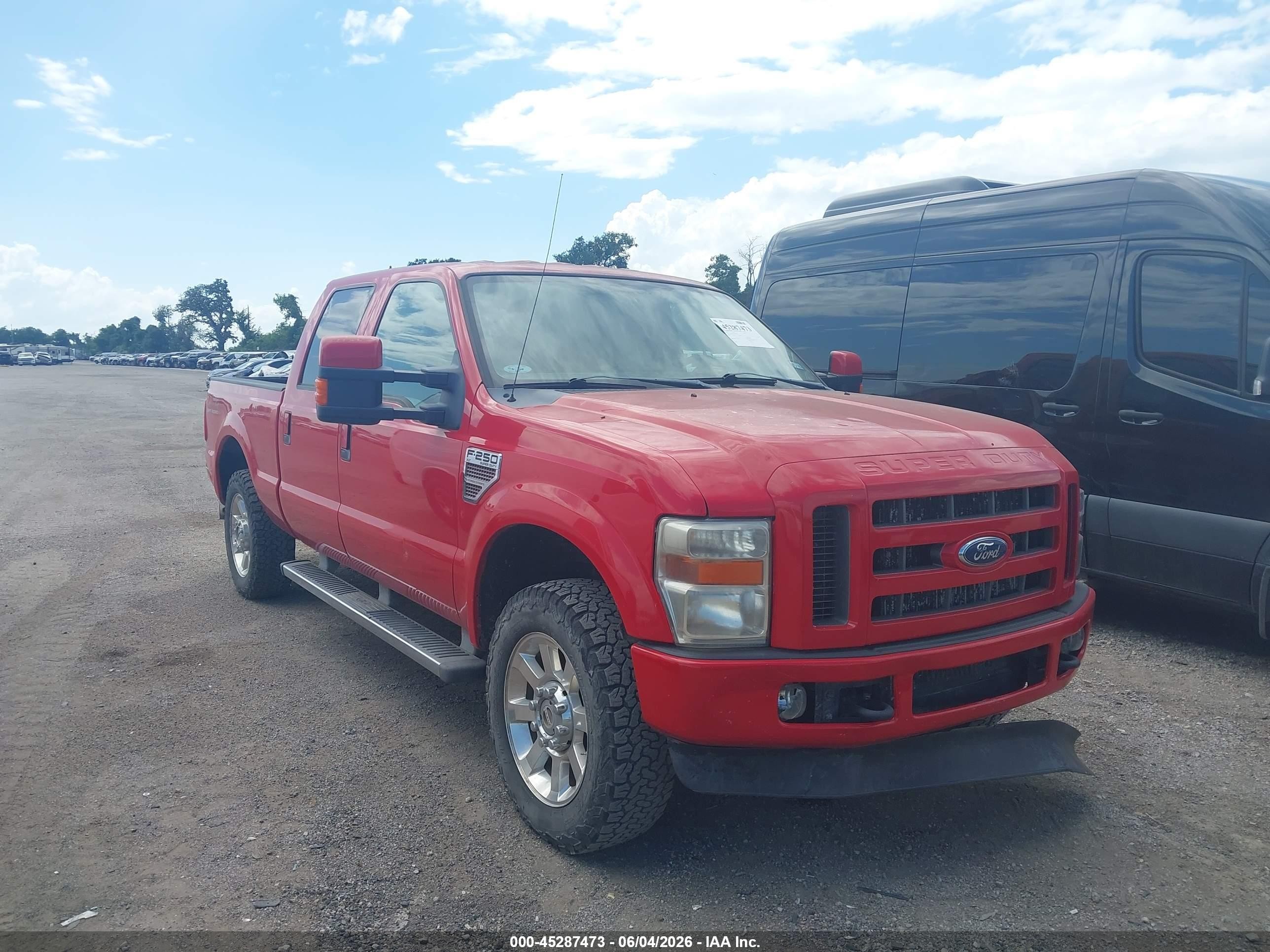 2010 Ford F-250   Red vin: 1FTSW2BR9AEA01800
