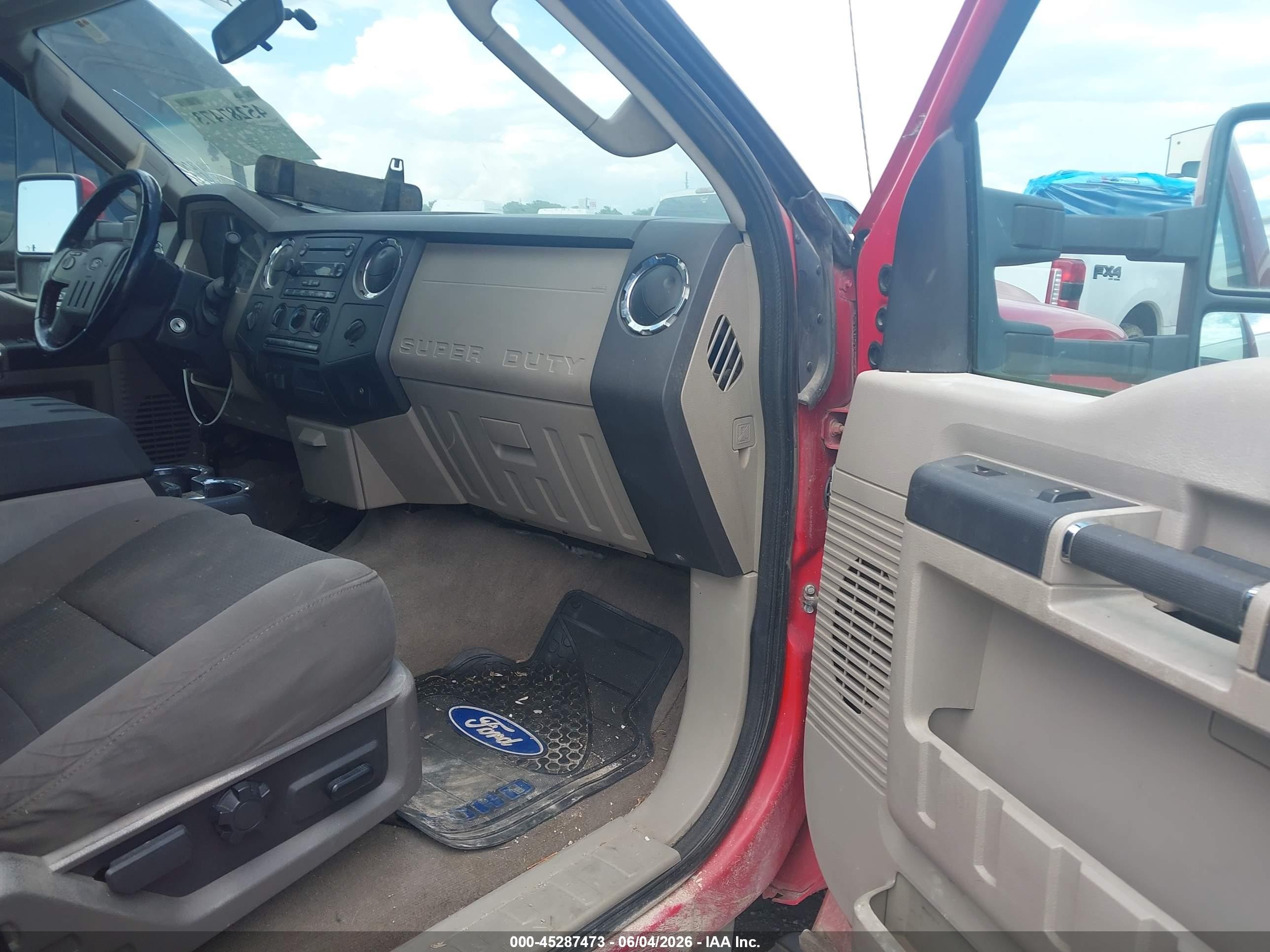2010 Ford F-250   Red vin: 1FTSW2BR9AEA01800
