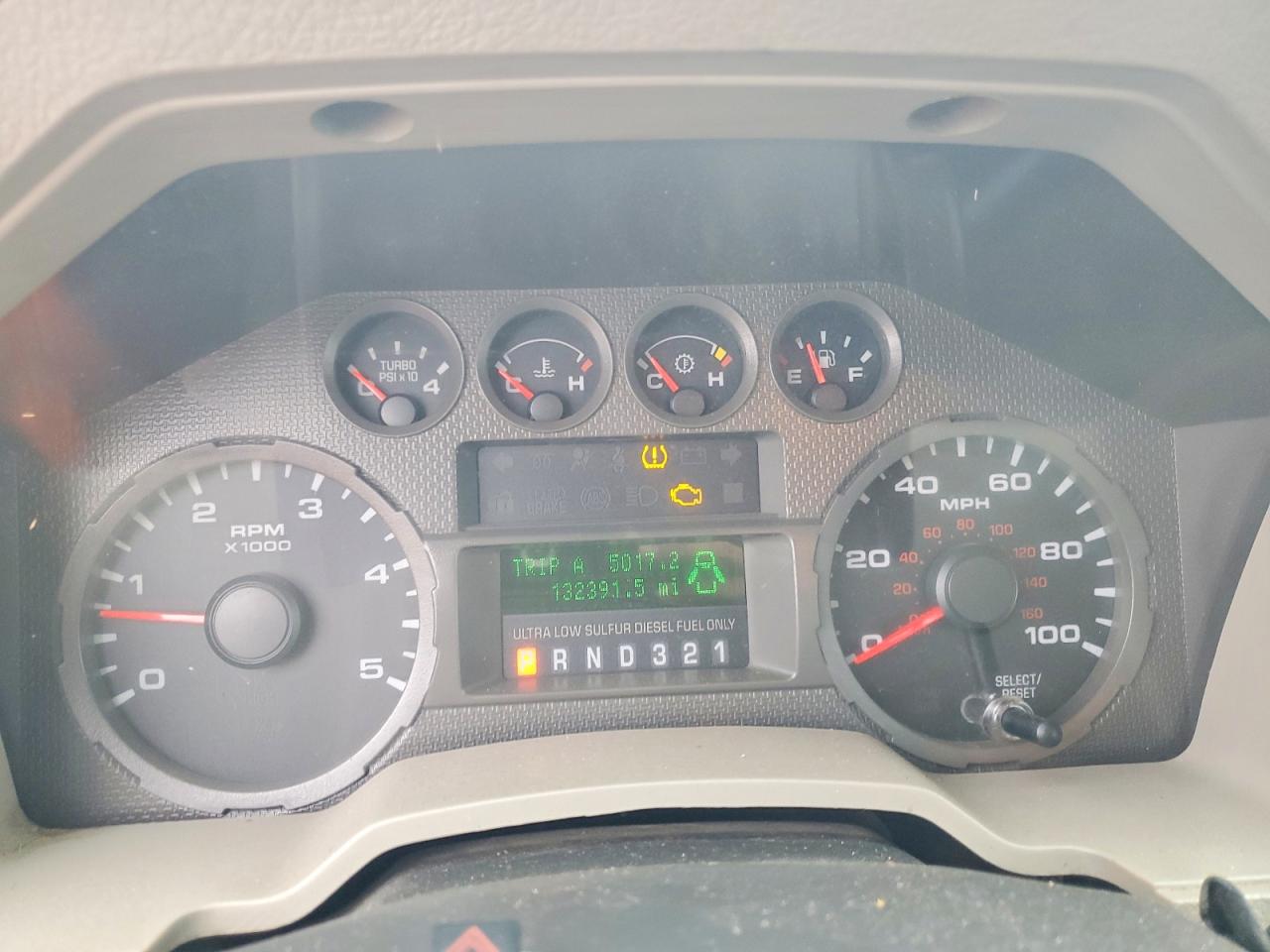 2010 Ford F250 Super Duty White vin: 1FTSW2BRXAEB29253