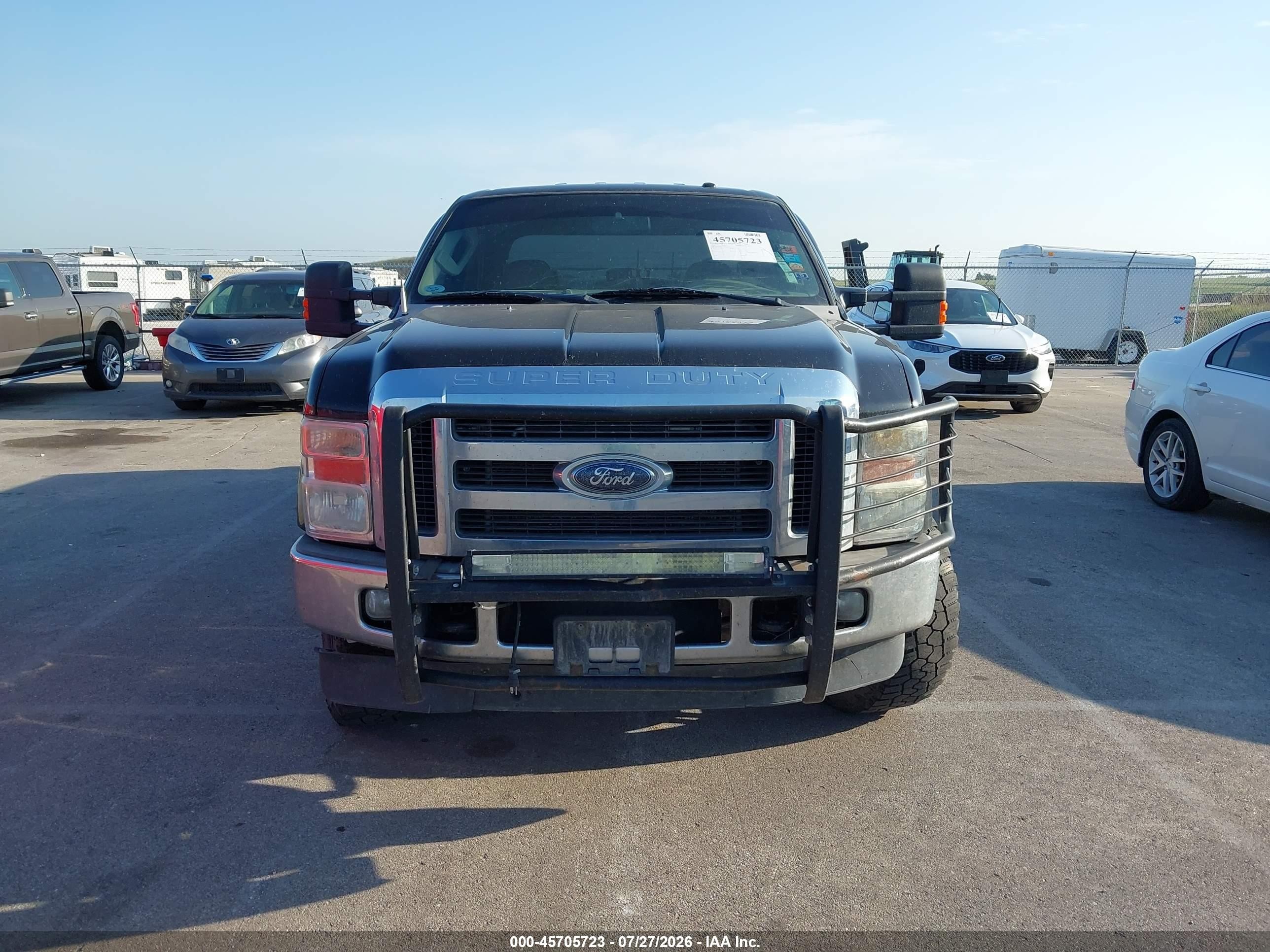 2010 Ford Super Duty F-250 Srw Xlt Черный vin: 1FTSW2BYXAEB17935