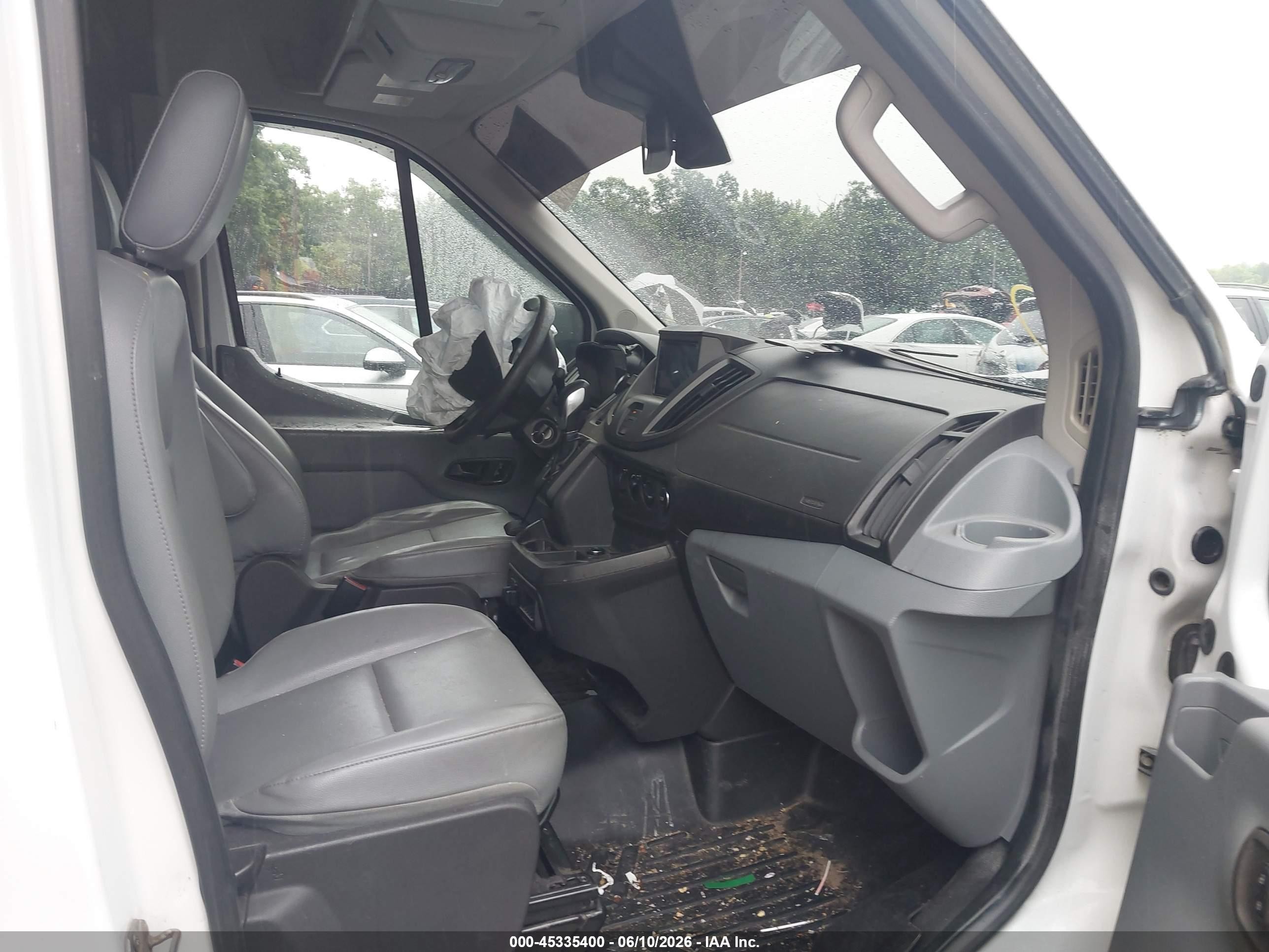 2015 Ford Transit-350 White vin: 1FTSW2CG3FKA78409