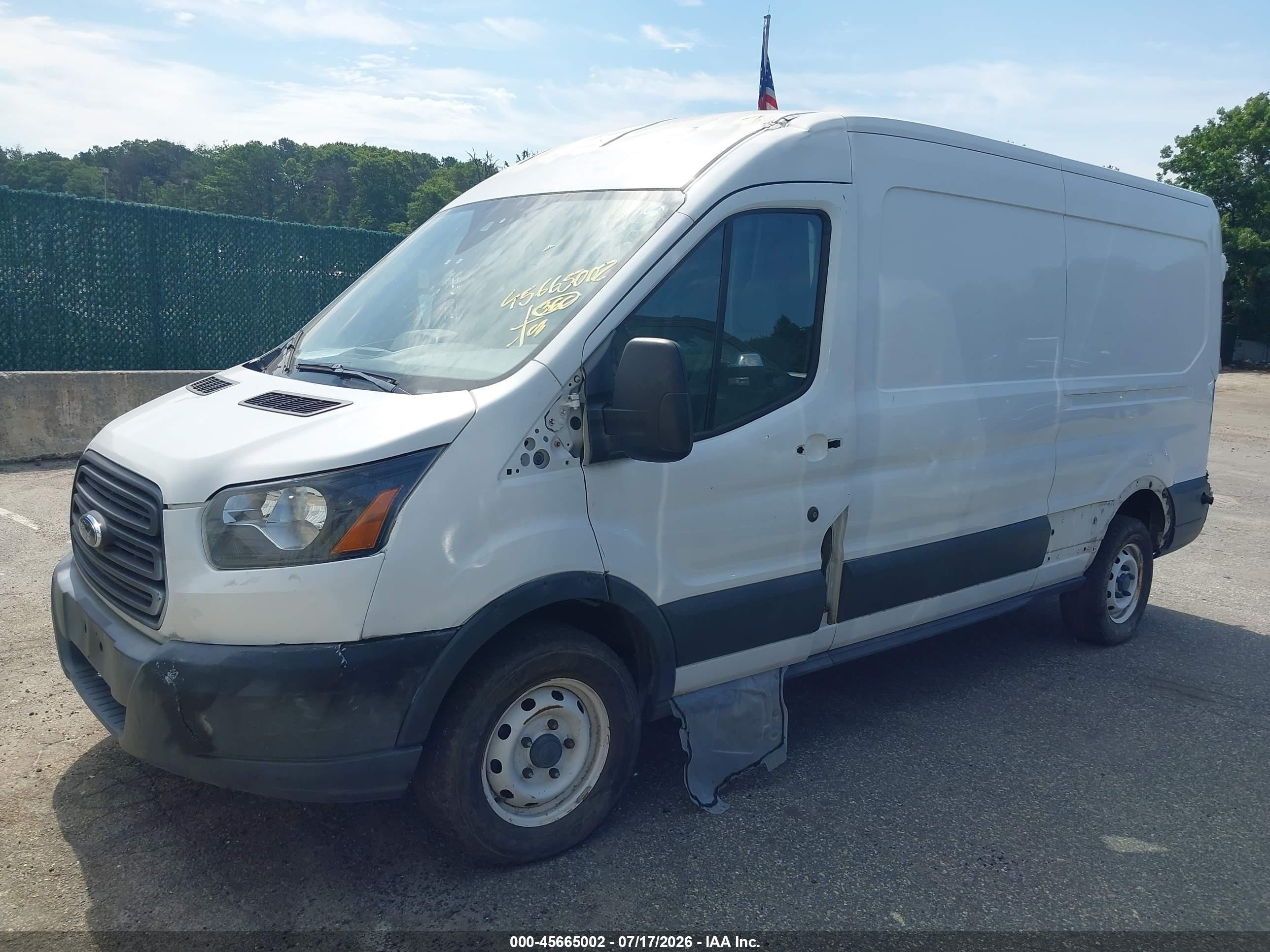 2015 Ford Transit-350   White vin: 1FTSW2CM7FKA10197