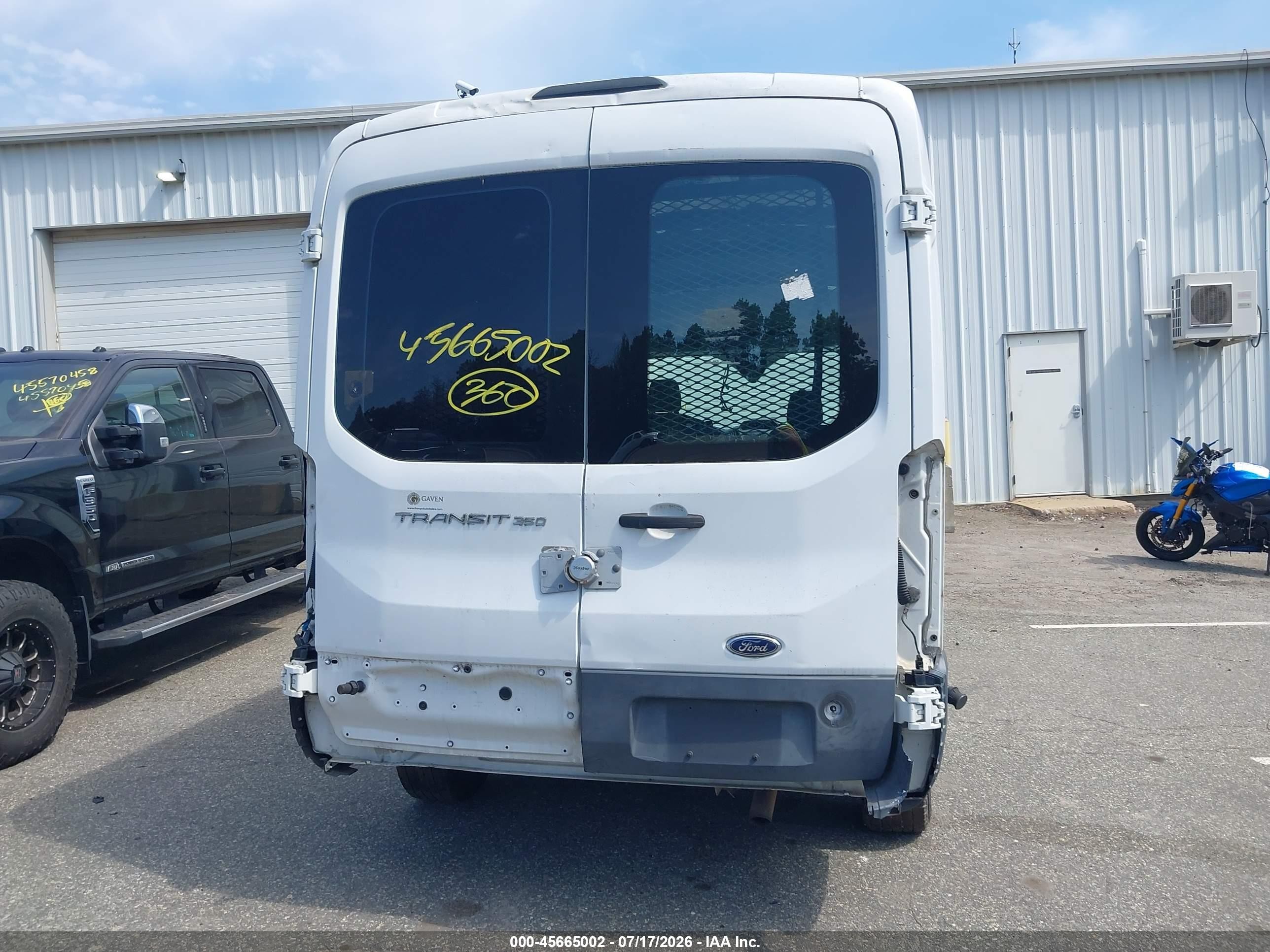 2015 Ford Transit-350   White vin: 1FTSW2CM7FKA10197