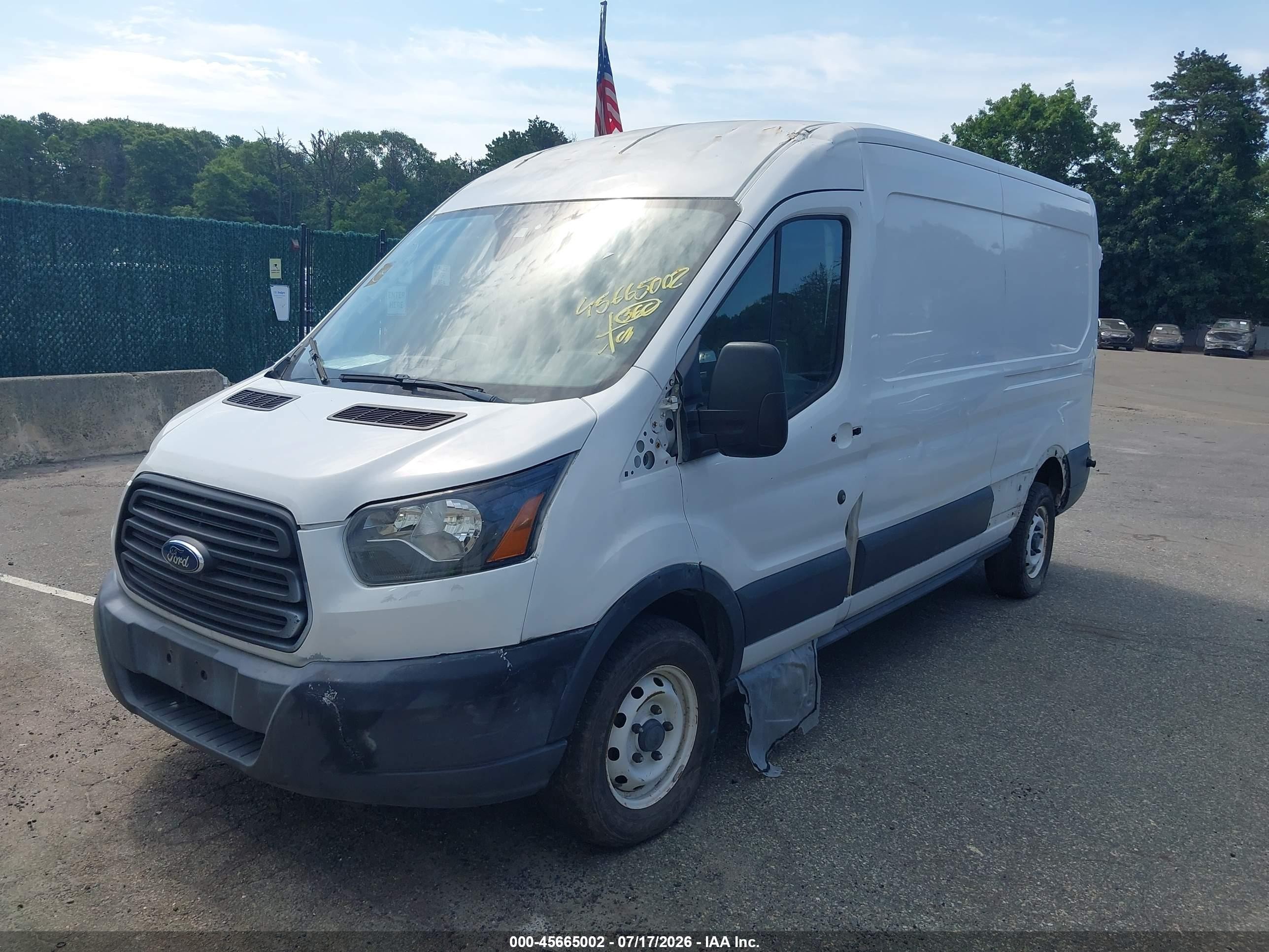 2015 Ford Transit-350   White vin: 1FTSW2CM7FKA10197