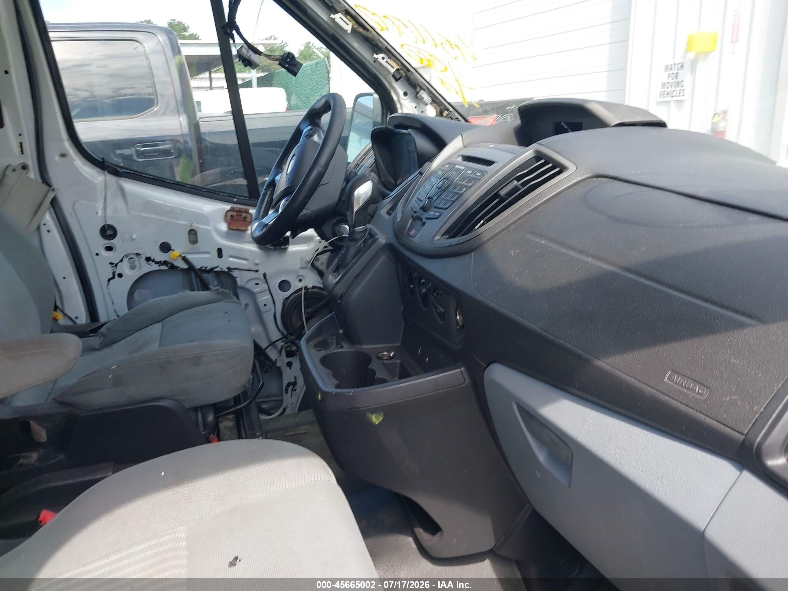 2015 Ford Transit-350   White vin: 1FTSW2CM7FKA10197