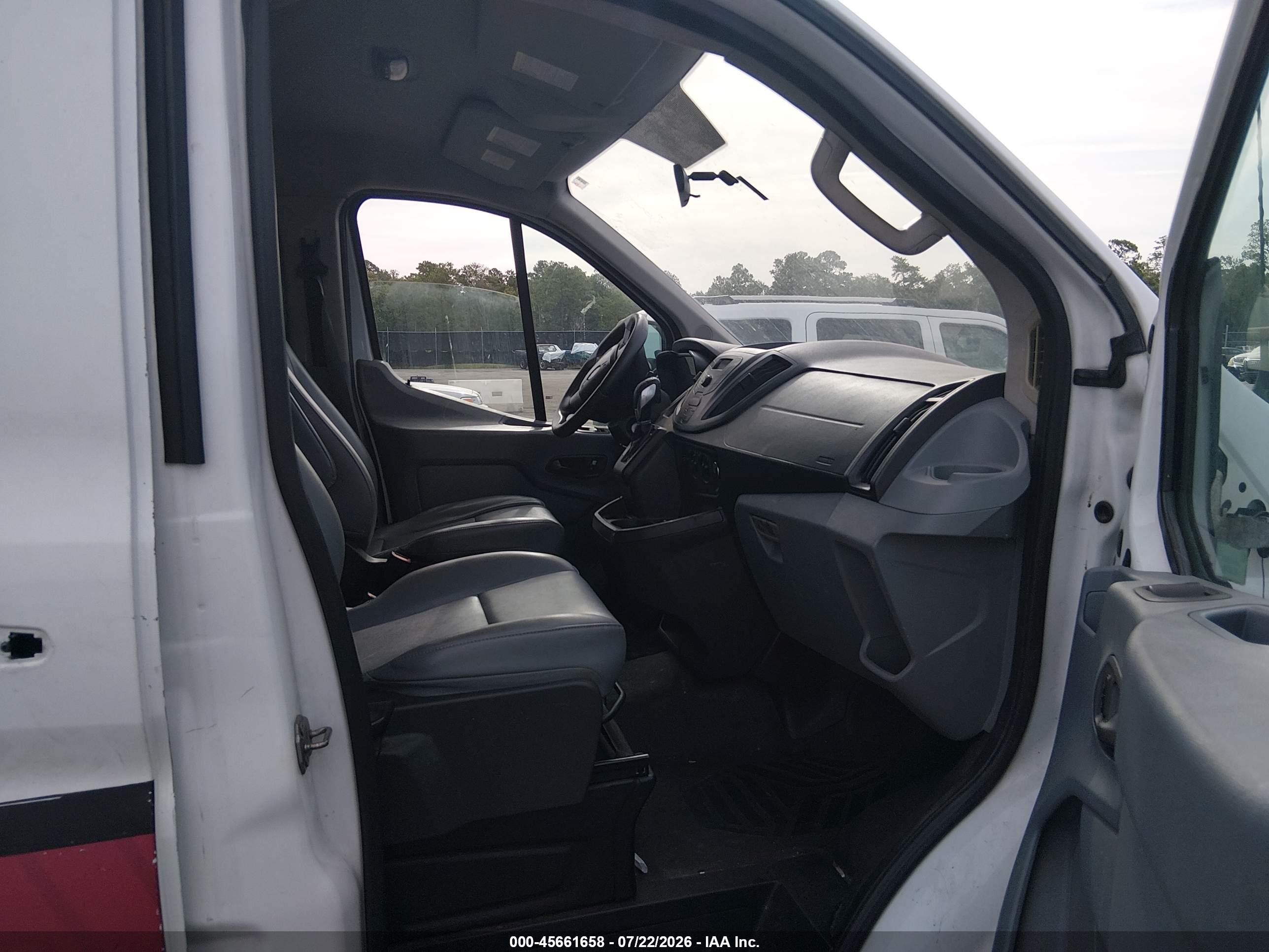 2015 Ford Transit-350   White vin: 1FTSW2YM0FKA51859
