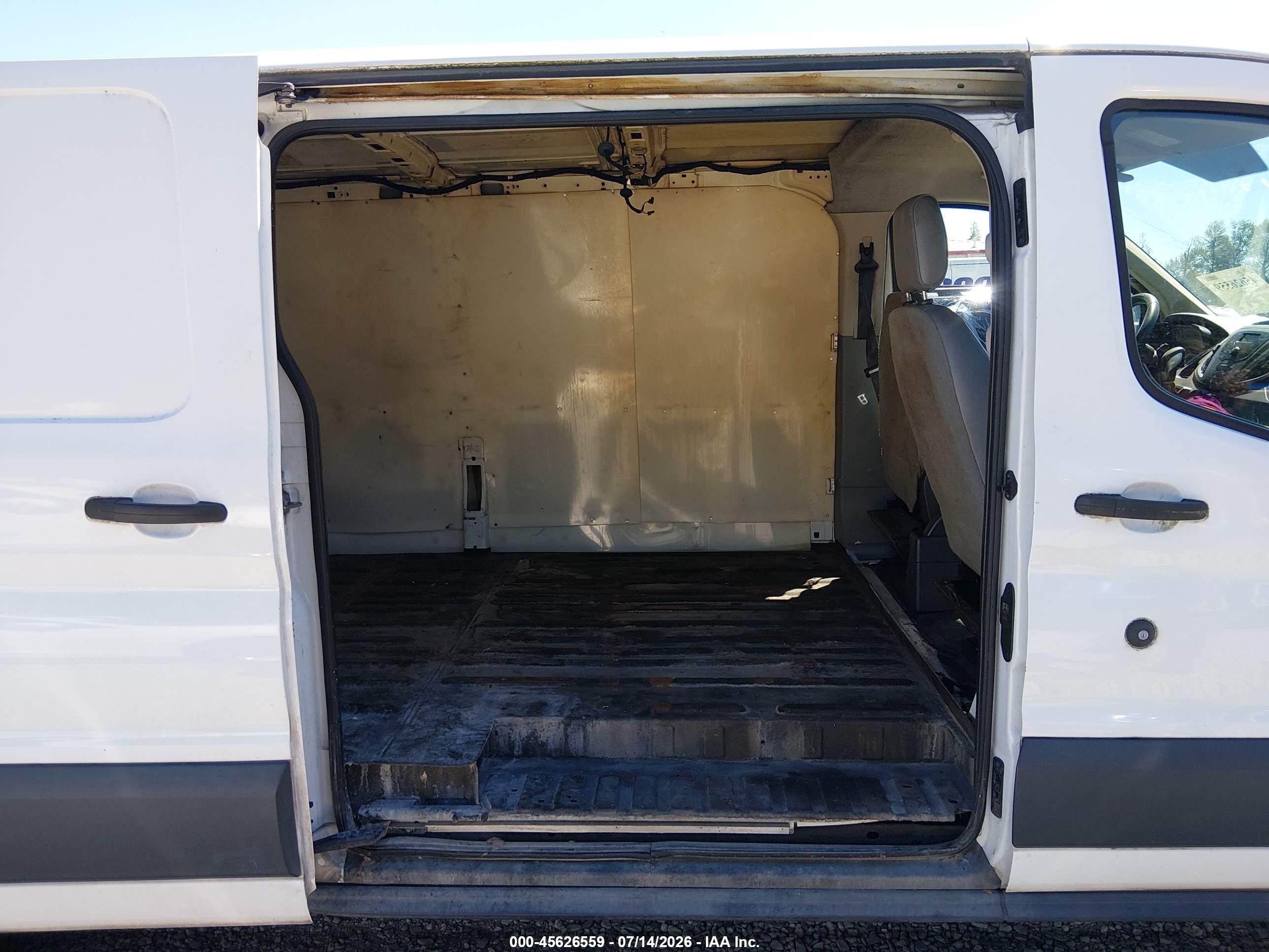 2015 Ford Transit-350   White vin: 1FTSW2YM7FKA94188