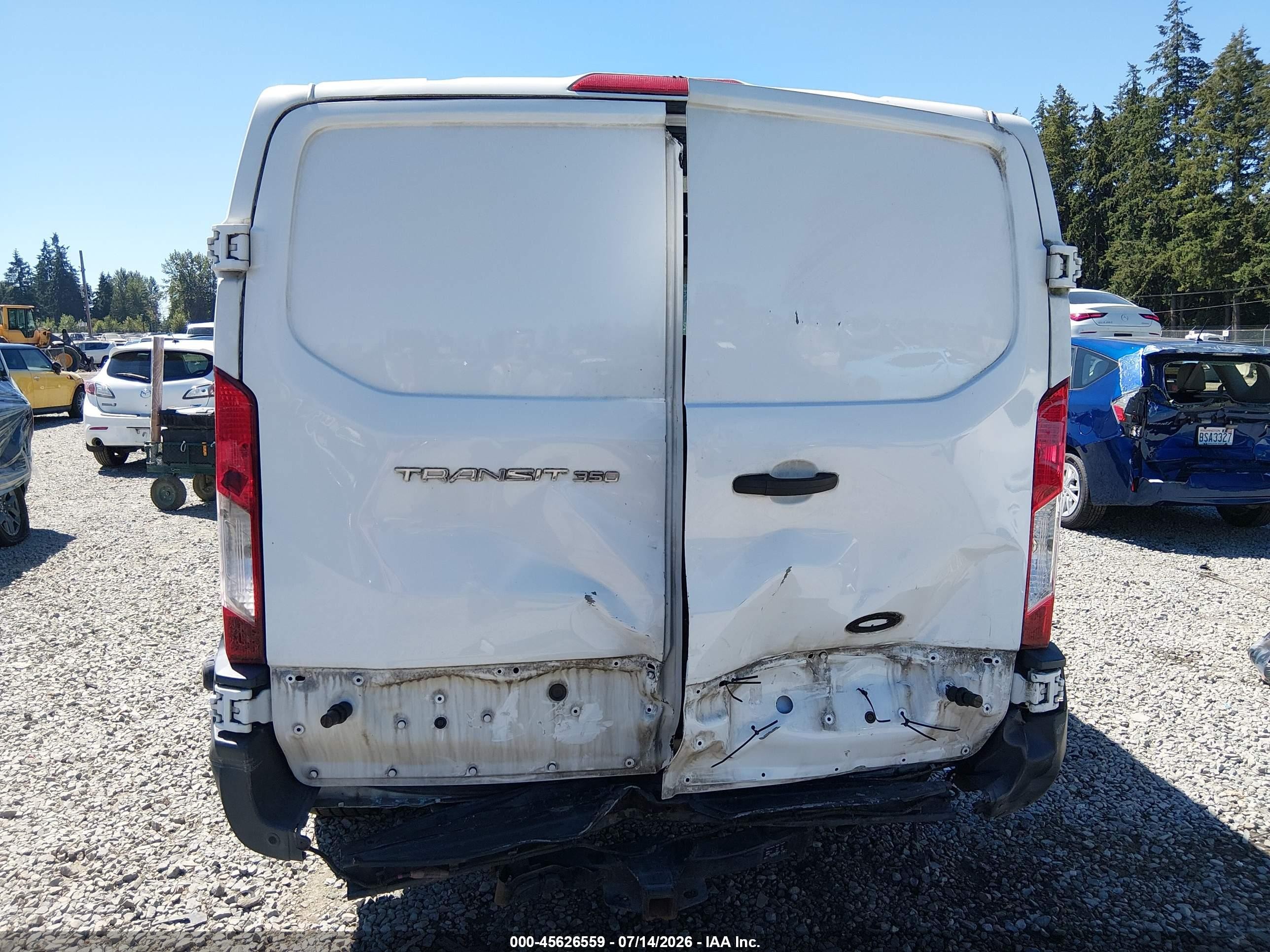 2015 Ford Transit-350   White vin: 1FTSW2YM7FKA94188