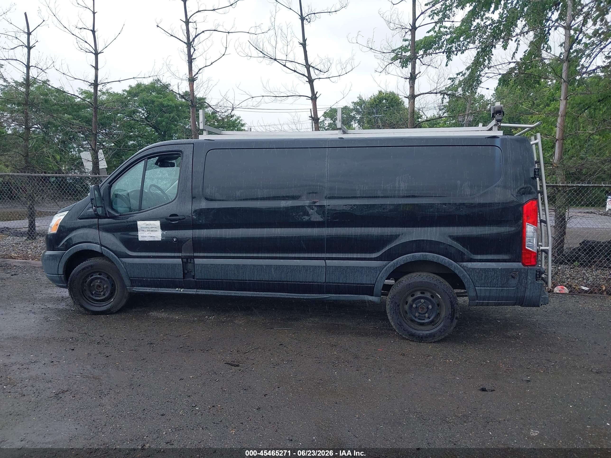 2015 Ford Transit-350   Черный vin: 1FTSW2ZG6FKA24058