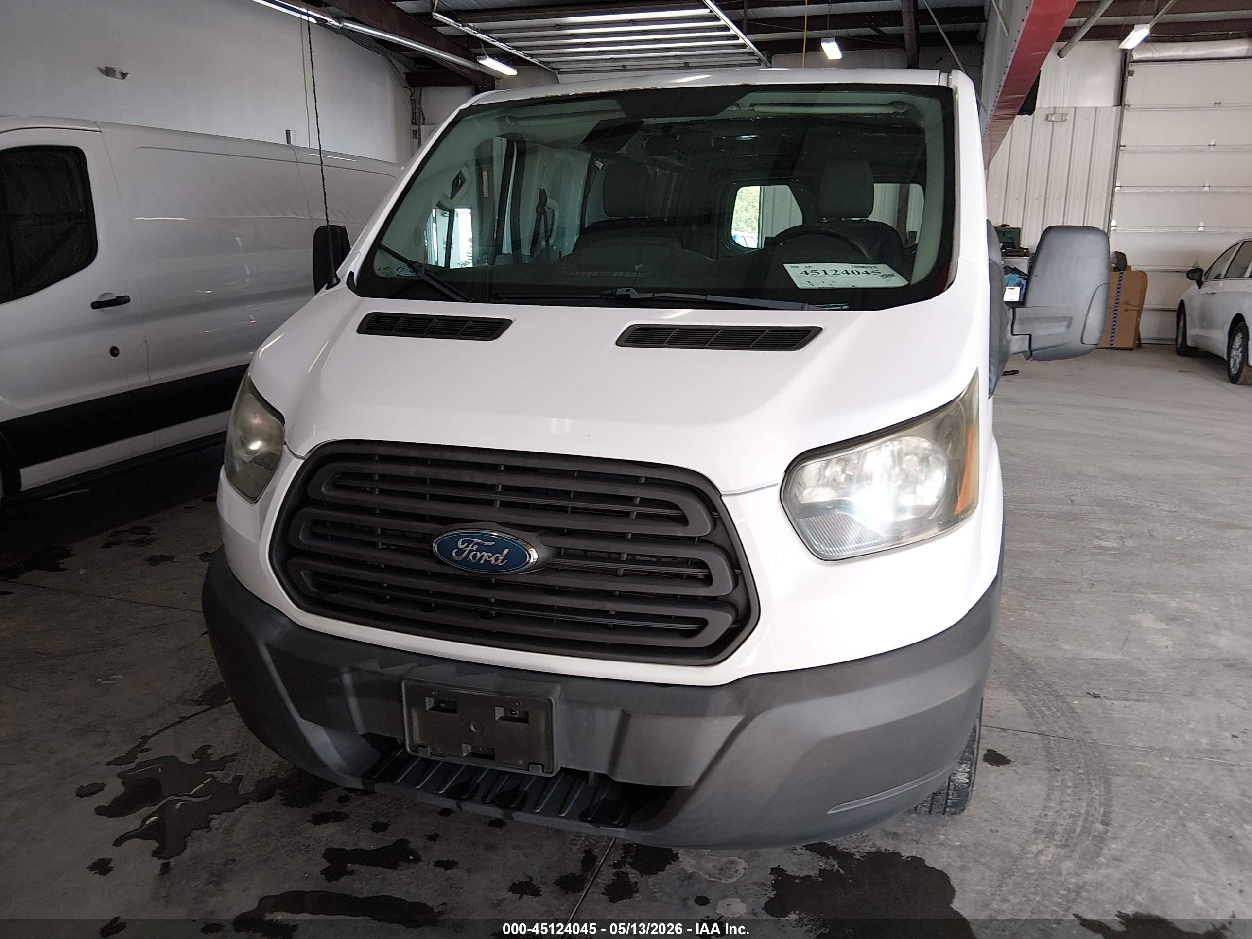 2015 Ford Transit-350   White vin: 1FTSW2ZM3FKB28125