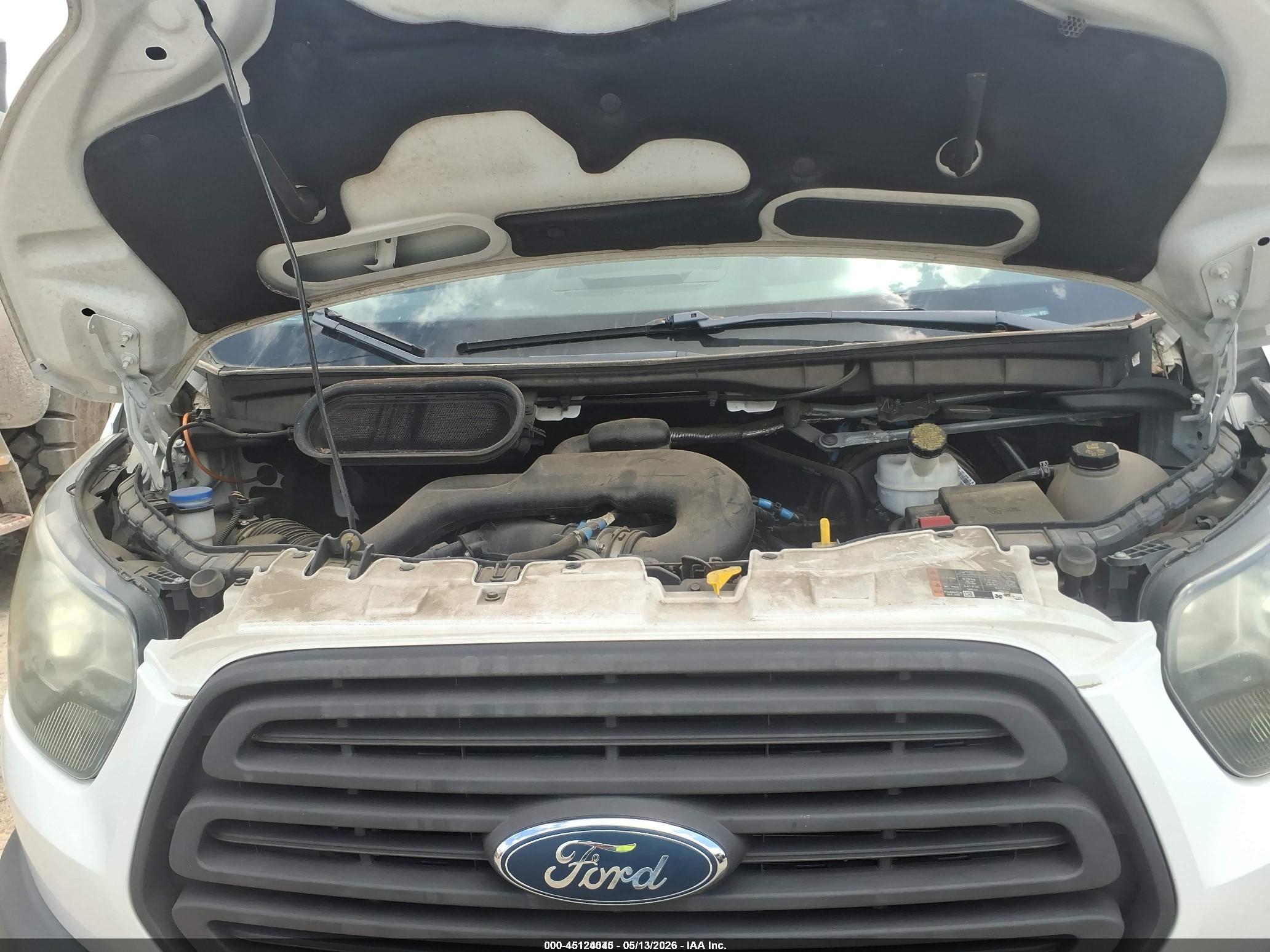 2015 Ford Transit-350   White vin: 1FTSW2ZM3FKB28125