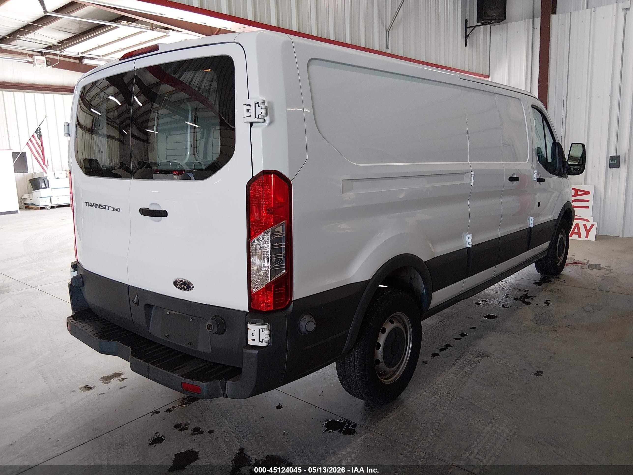 2015 Ford Transit-350   White vin: 1FTSW2ZM3FKB28125