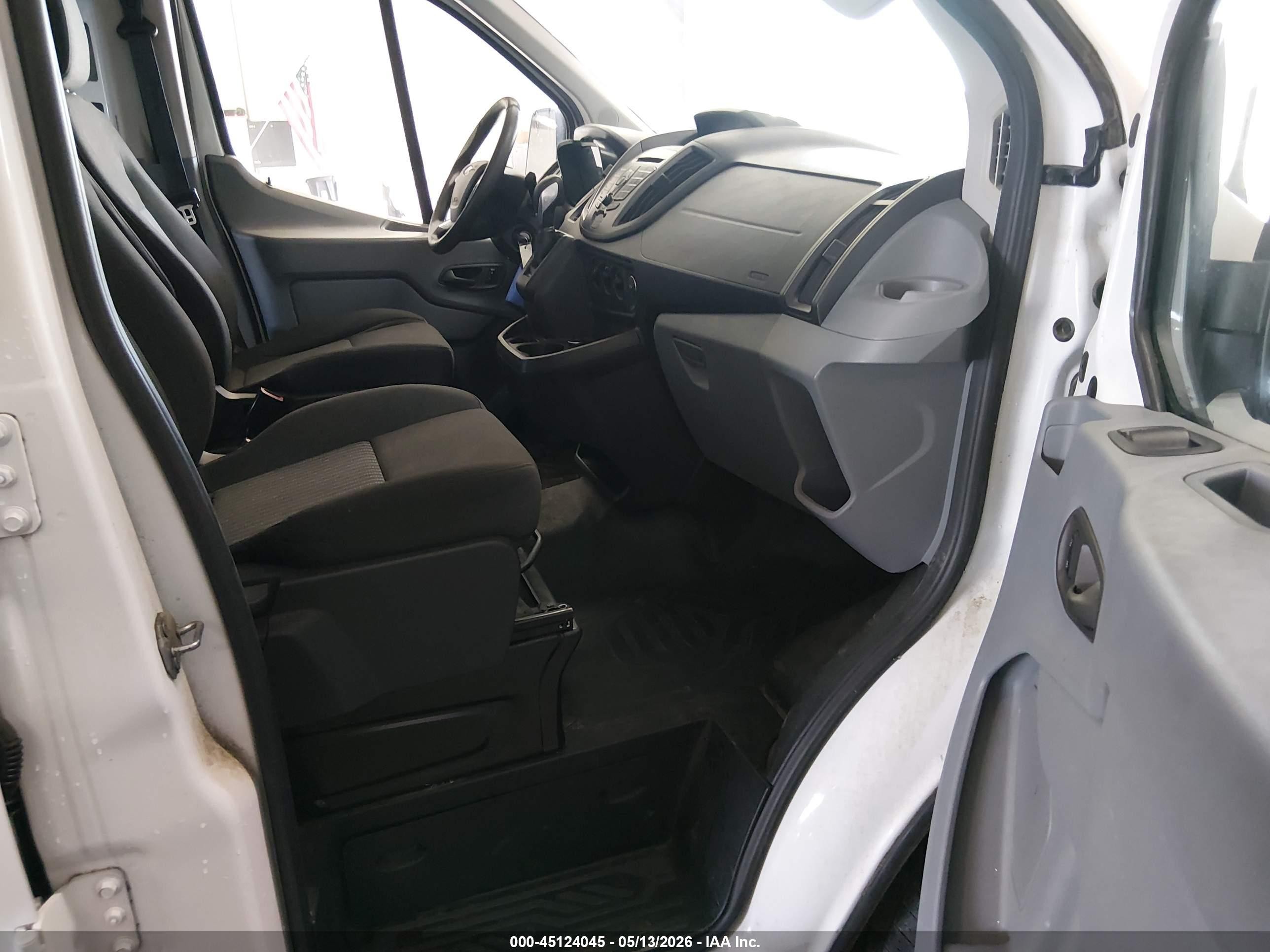 2015 Ford Transit-350   White vin: 1FTSW2ZM3FKB28125