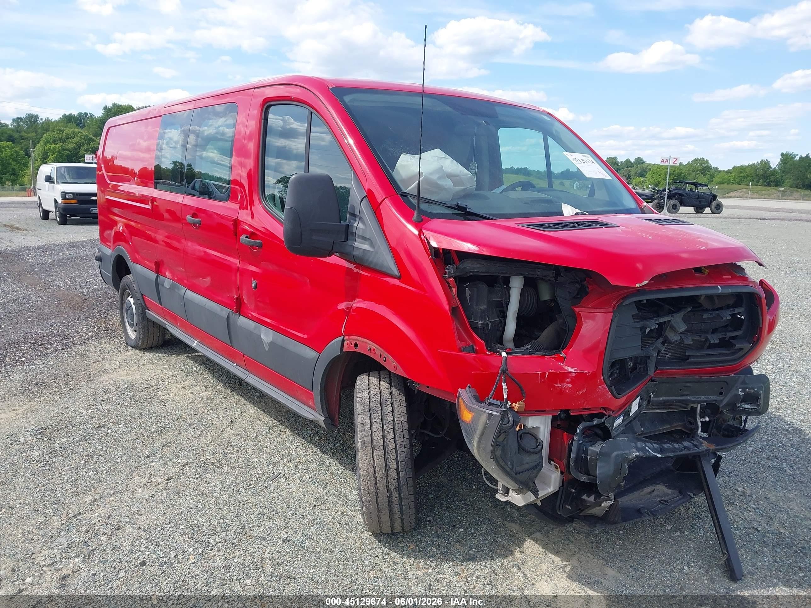 2015 Ford Transit-350   Red vin: 1FTSW2ZM8FKA48187