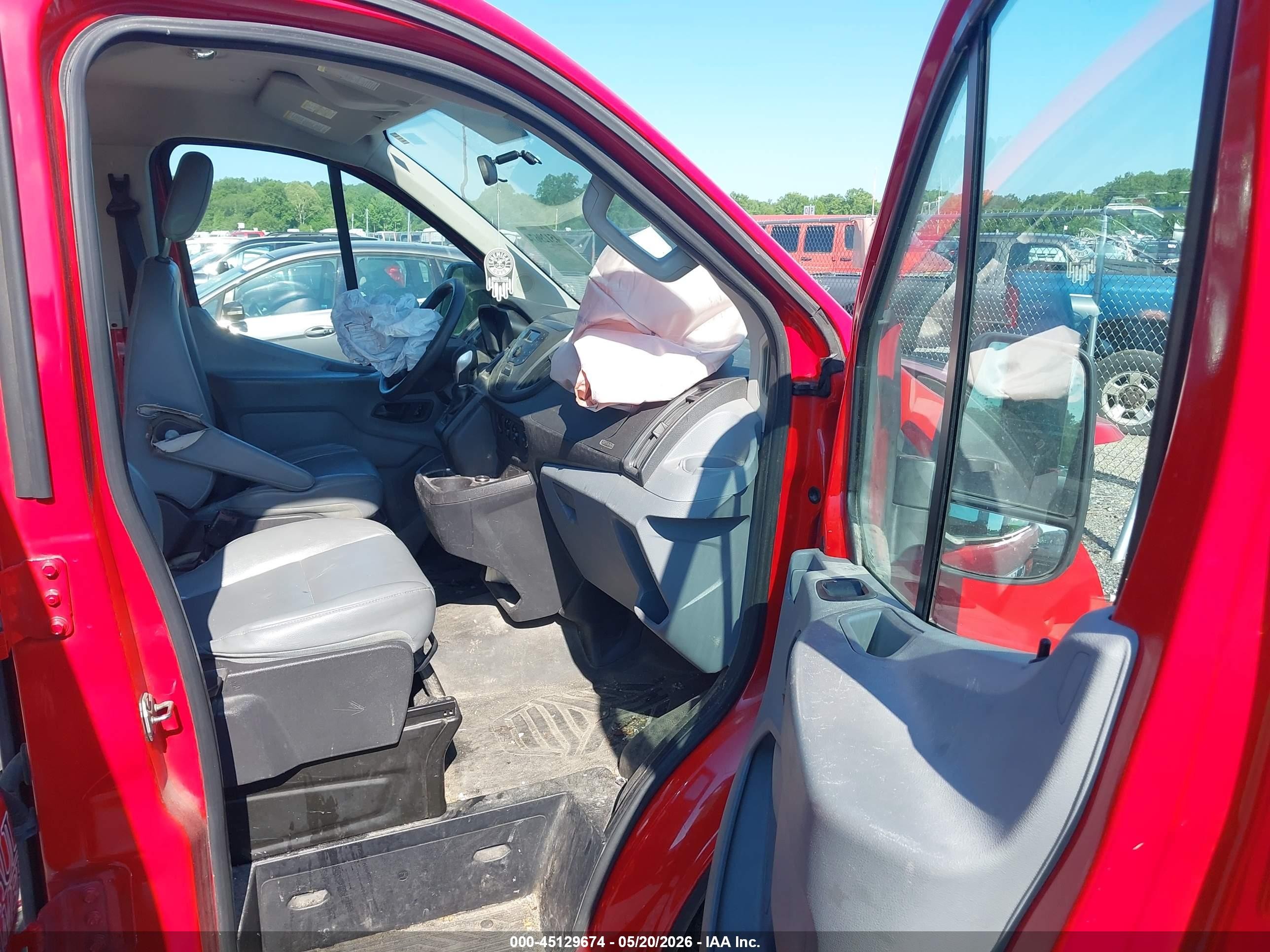 2015 Ford Transit-350   Red vin: 1FTSW2ZM8FKA48187