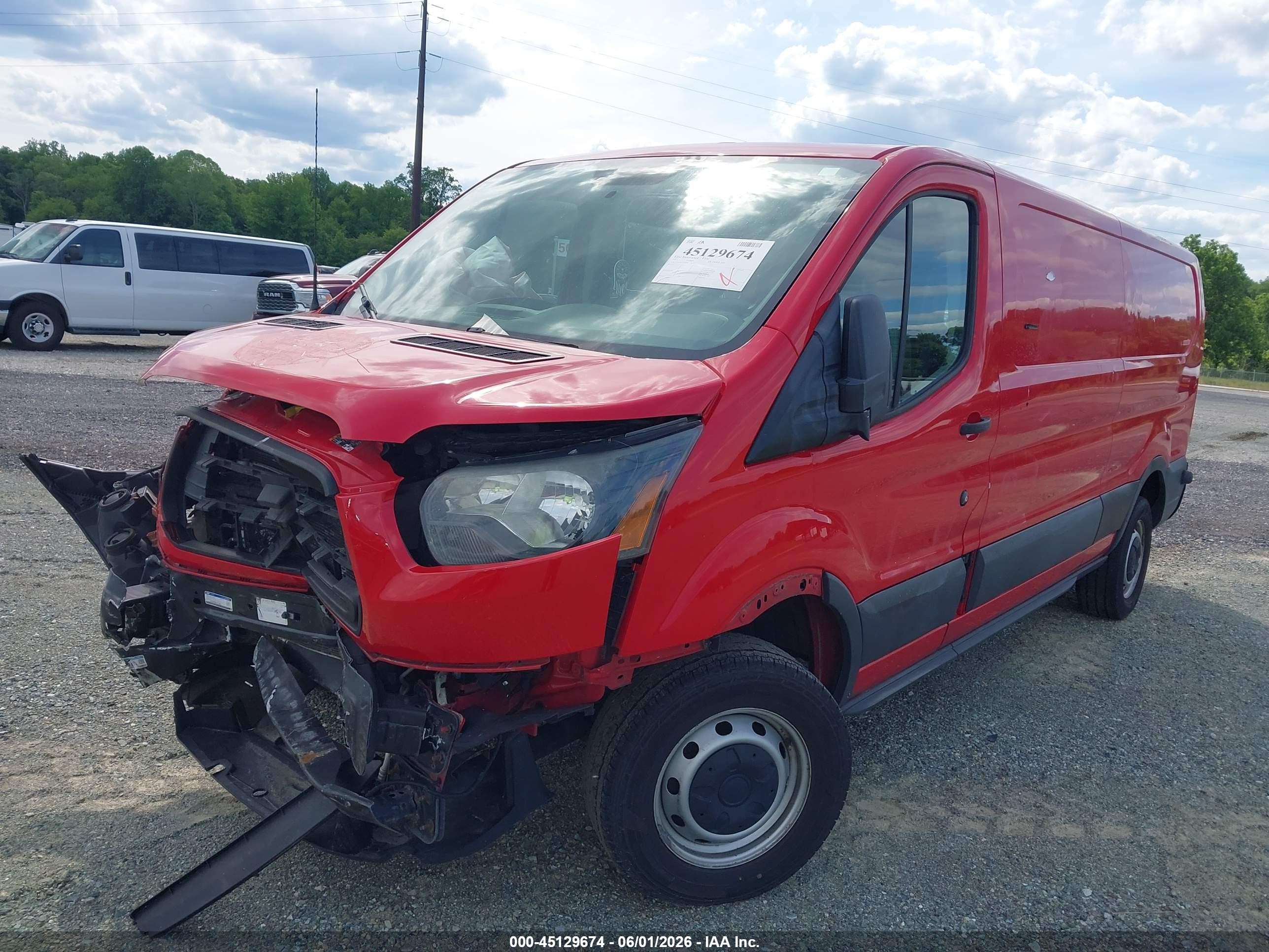 2015 Ford Transit-350   Red vin: 1FTSW2ZM8FKA48187
