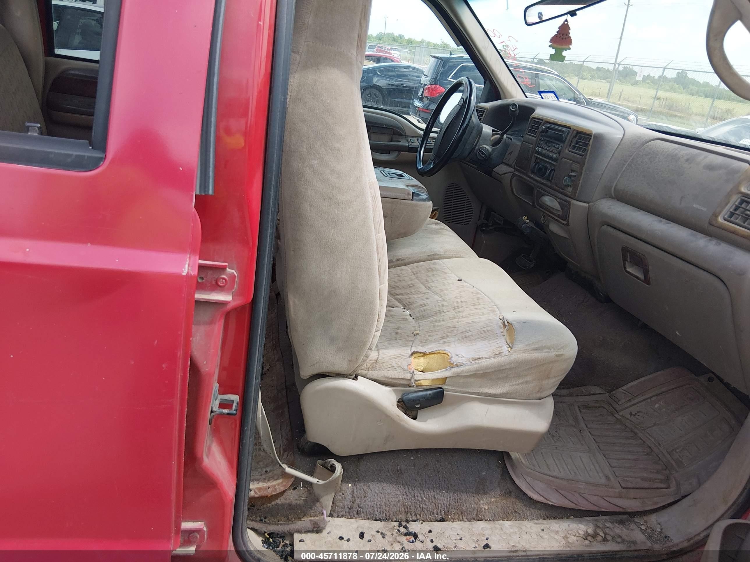 2000 Ford F-350   Red vin: 1FTSW30F3YEB58019
